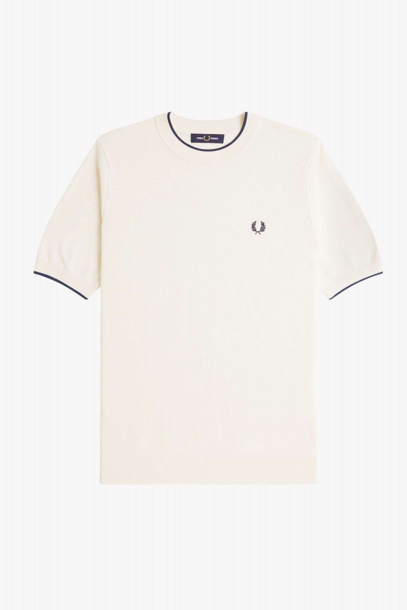 FRED PERRY TEXTURE FRONT KNITTED T-SHI en color BEIS (2)