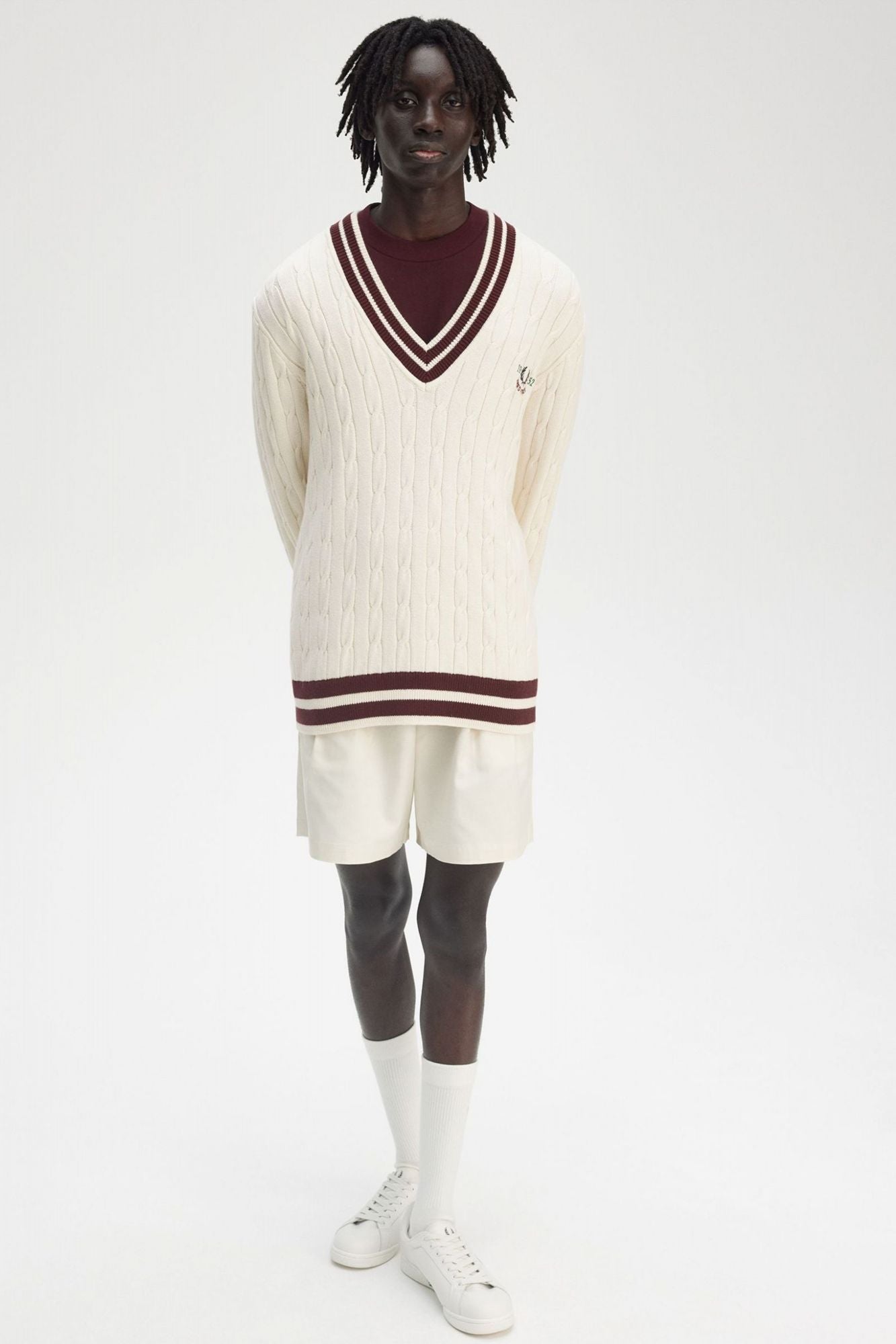 FRED PERRY CABLE KNIT TENNIS JUMPER en color BEIS (4)