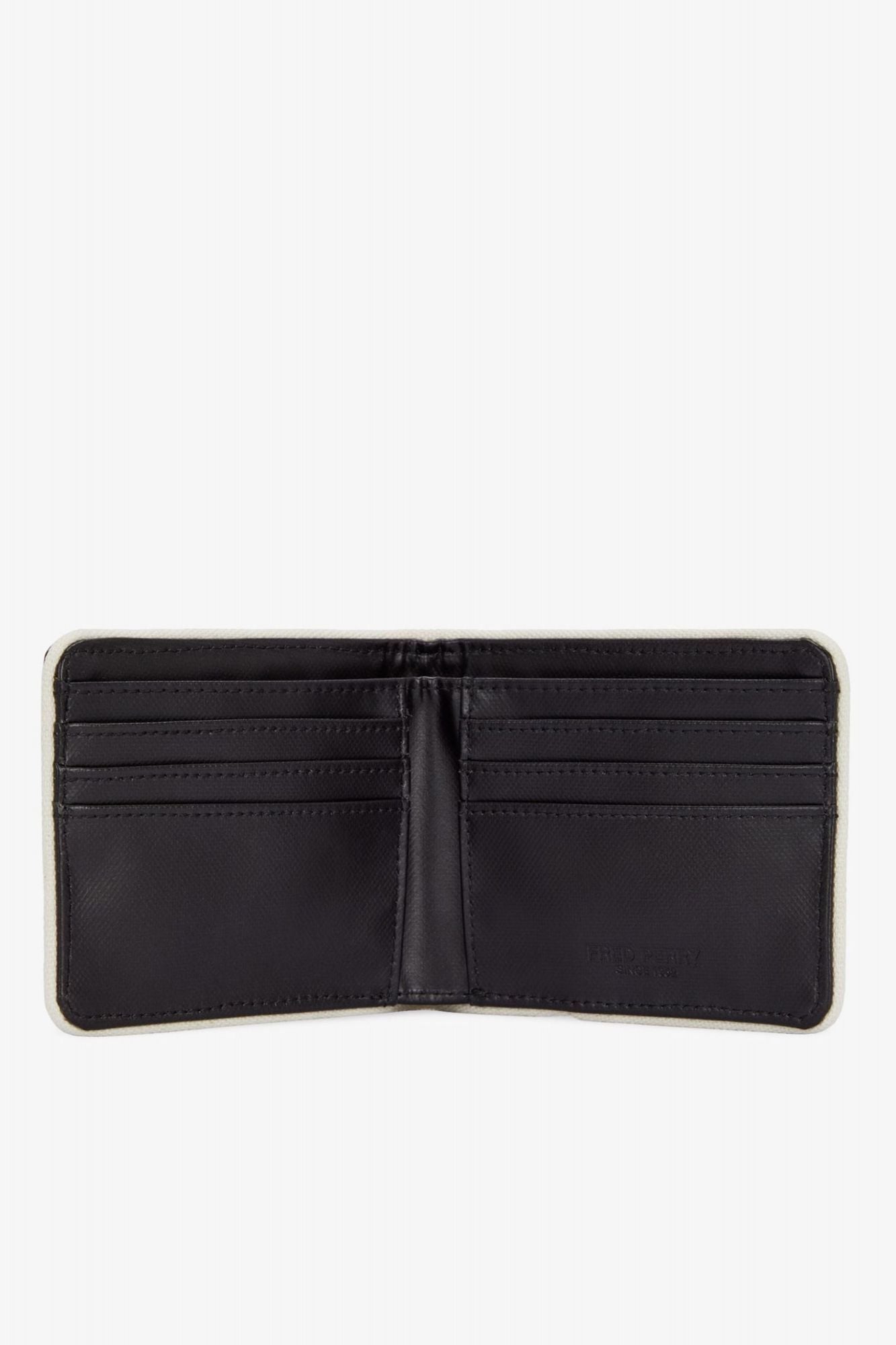 FRED PERRY  BILLFOLD W en color NEGRO (3)
