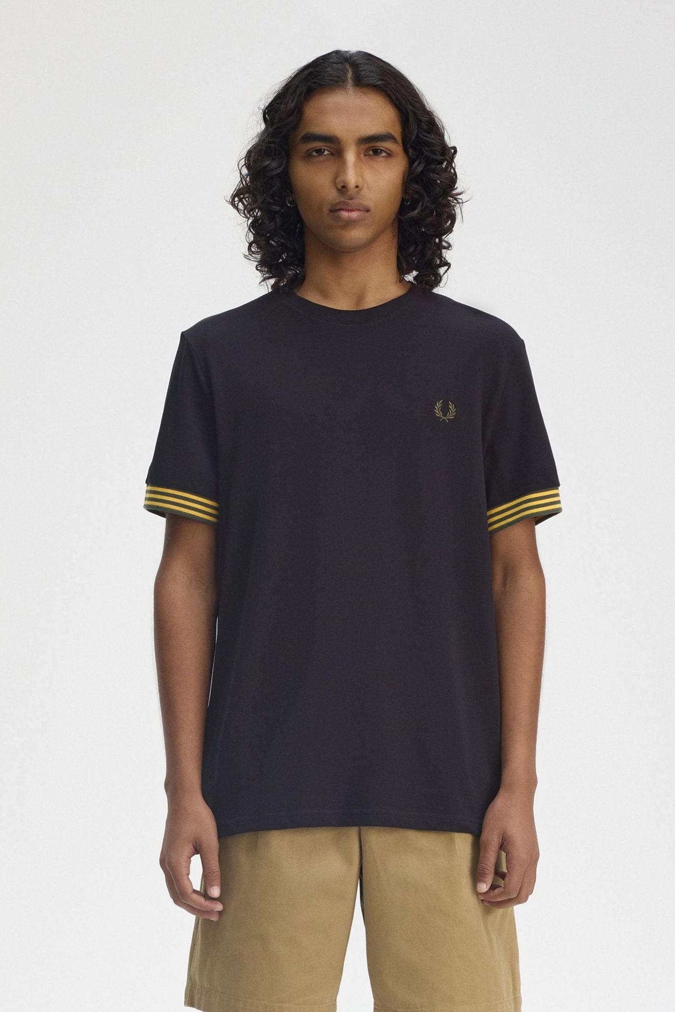FRED PERRY STRIPED CUFF T-SHIRT en color AZUL (1)