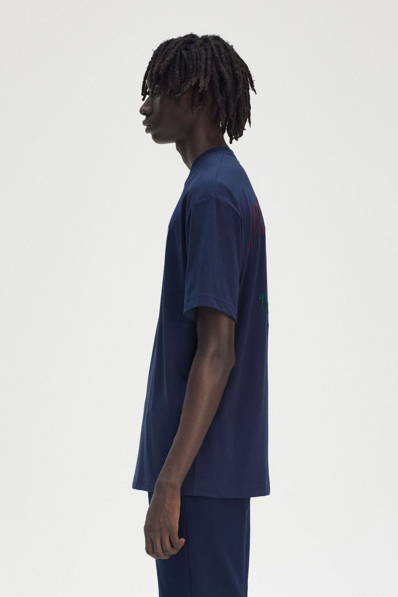 FRED PERRY EMBROIDERED CHAMPION T-SHIR en color AZUL (3)