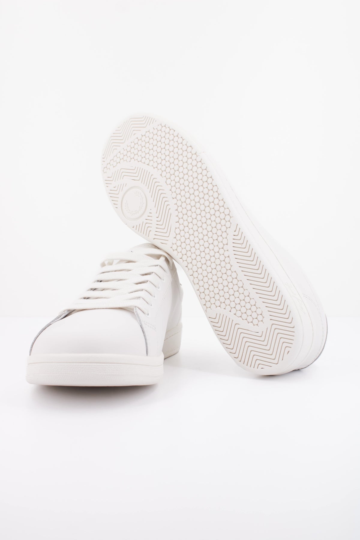 FRED PERRY LEATHER BRANDE en color BLANCO (5)