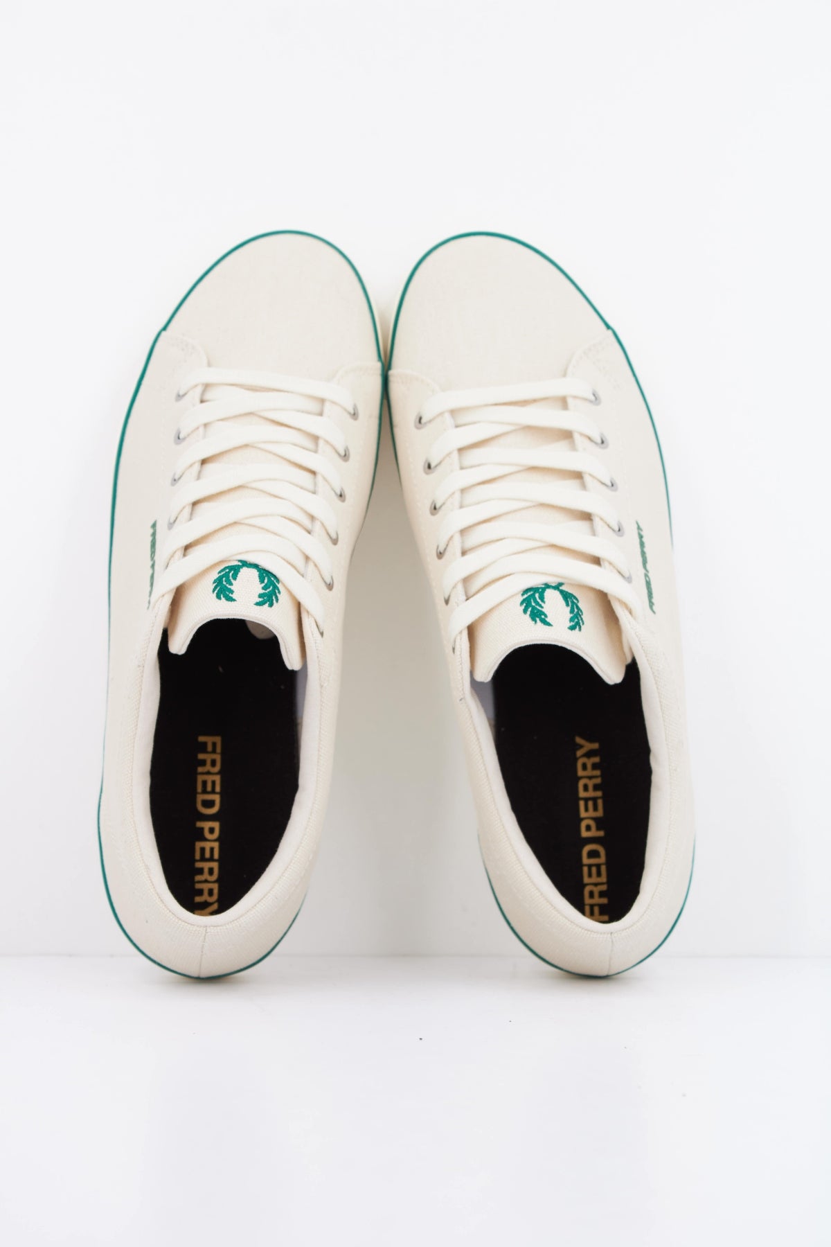 FRED PERRY BASELINE CANVAS en color BEIS (3)