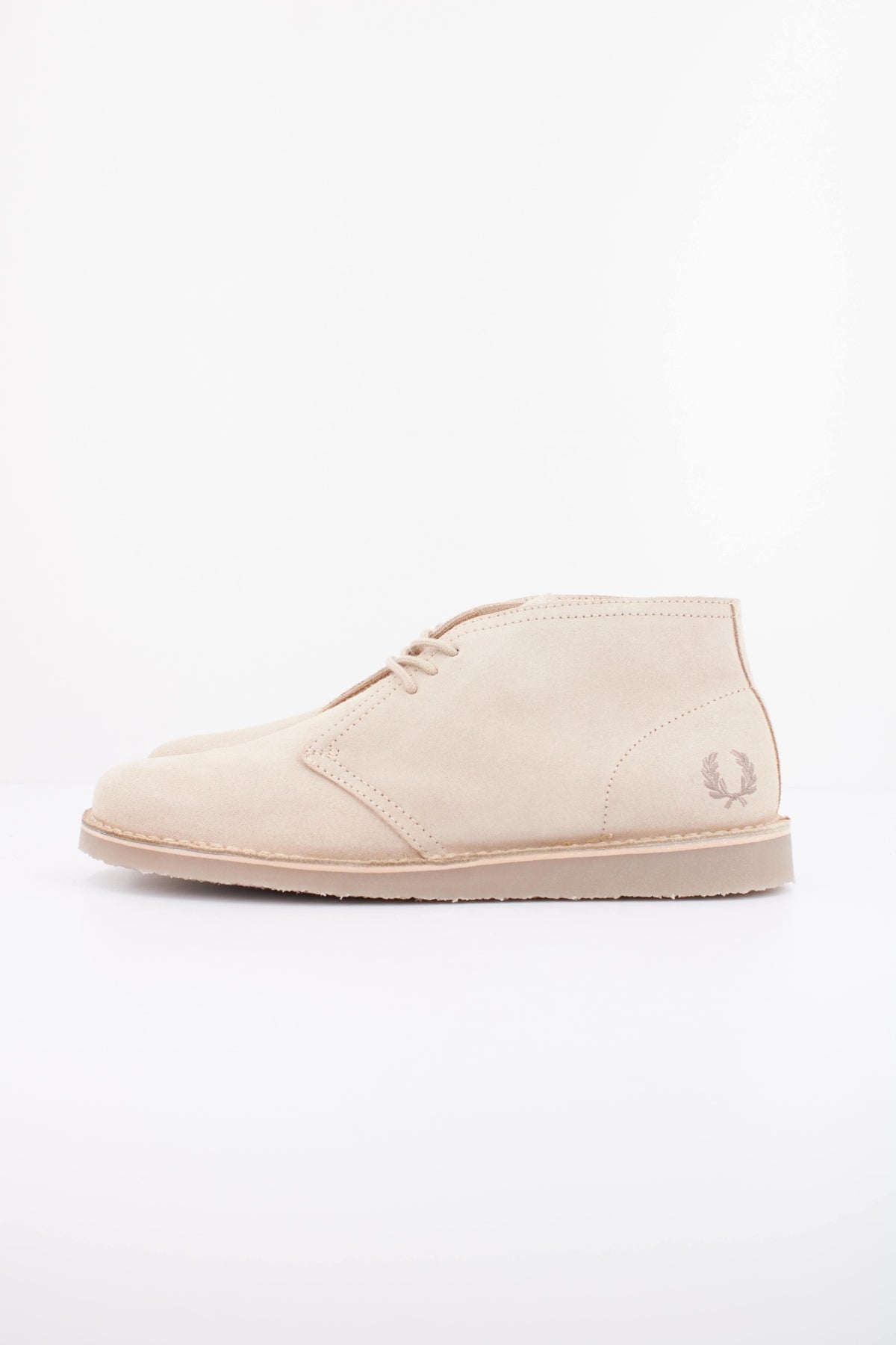 FRED PERRY HAWLEY SUEDE B9352 en color MARRON CLARO (1)