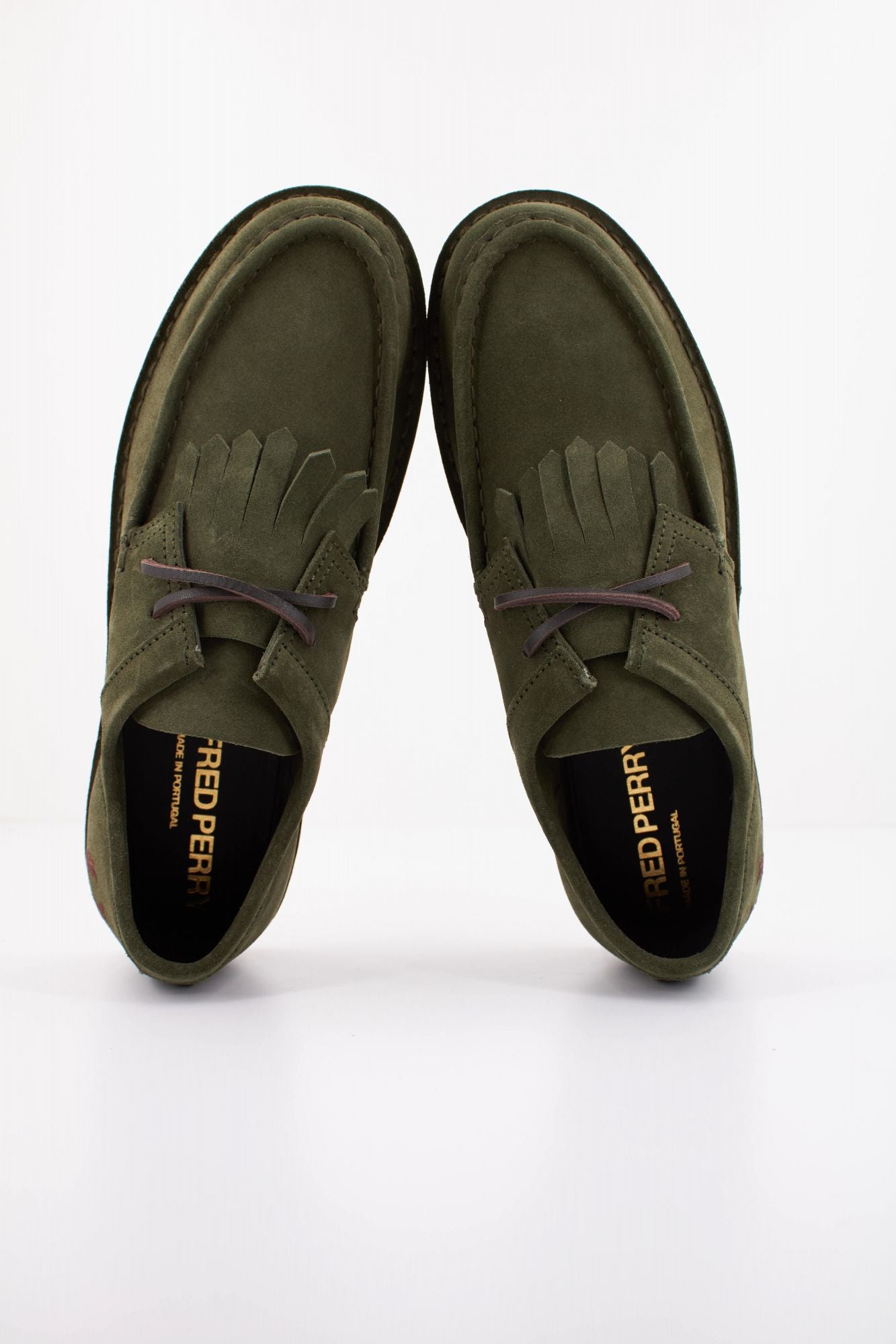 FRED PERRY KENNEY LOW SUEDE  en color VERDE (3)
