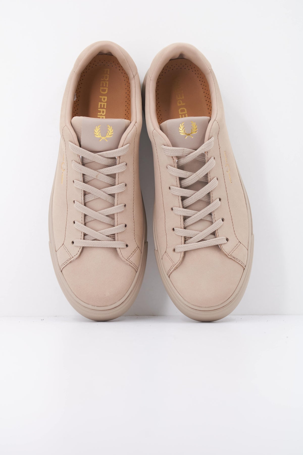 FRED PERRY B71 NUBUCK en color BEIS (3)