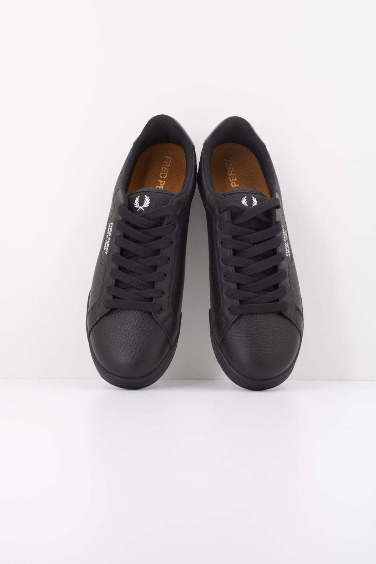 FRED PERRY B722 LEATHER LEAT en color BLANCO (3)