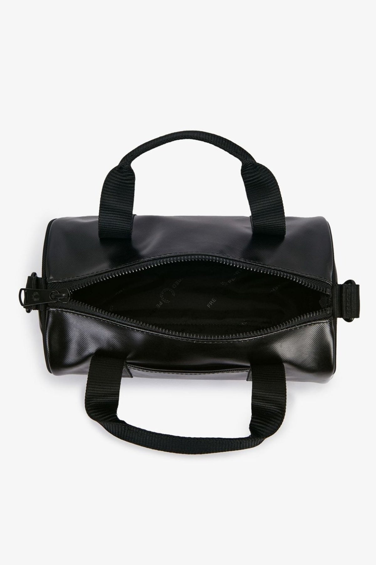 FRED PERRY TONAL CLASSIC MINI BARREL BAG en color NEGRO (2)