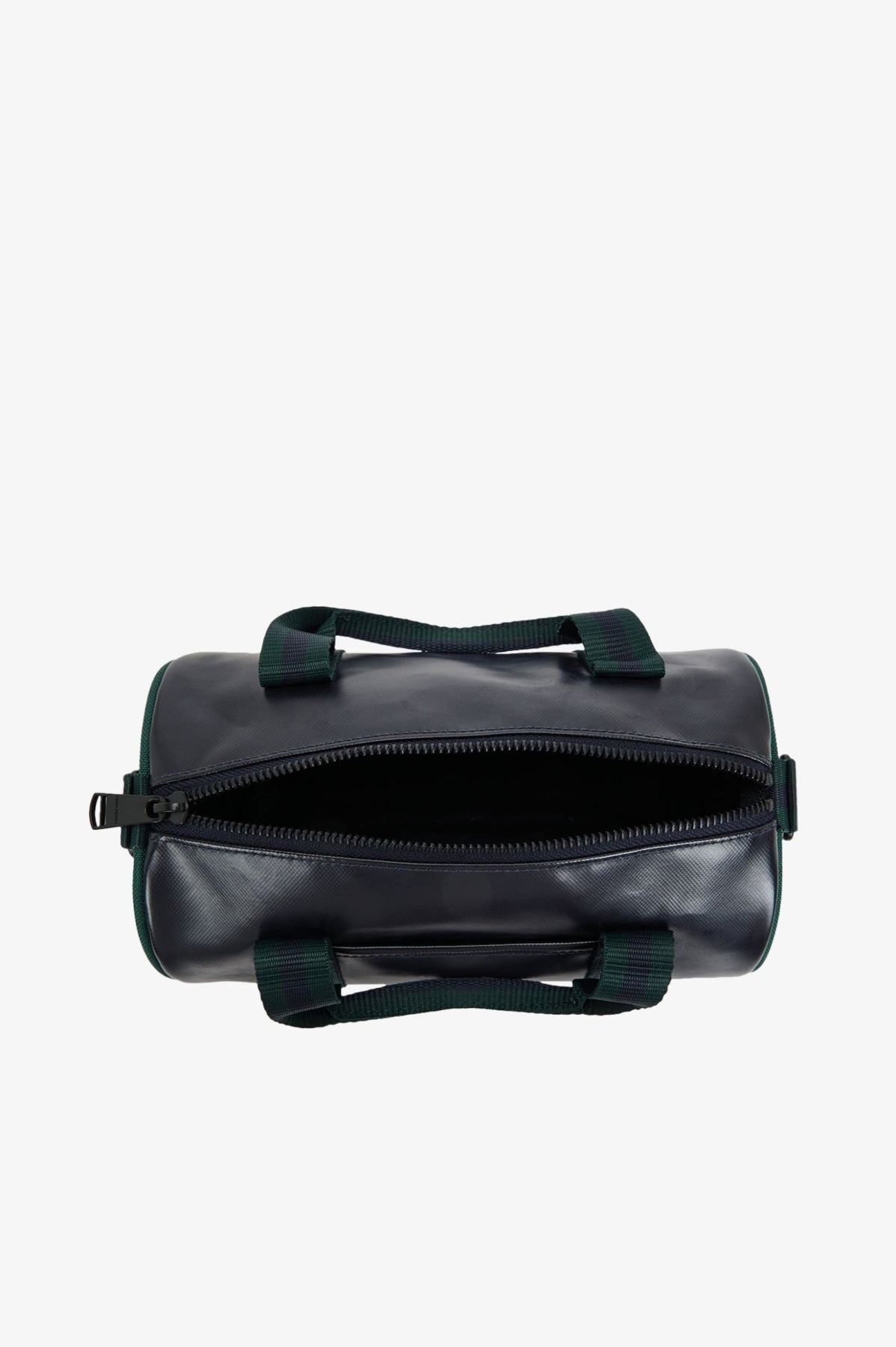 FRED PERRY CLASSIC MINI BARREL BAG L9256FP en color VERDE (2)