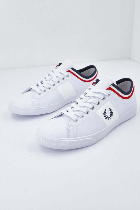 FRED PERRY FRED PERRY UNDERSPIN TIPPED en color BLANCO (2)