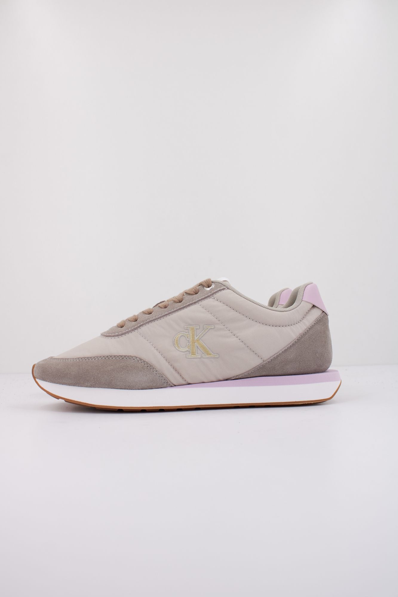 CALVIN KLEIN RETRO RUNNER LACE UP NY en color BEIS (1)