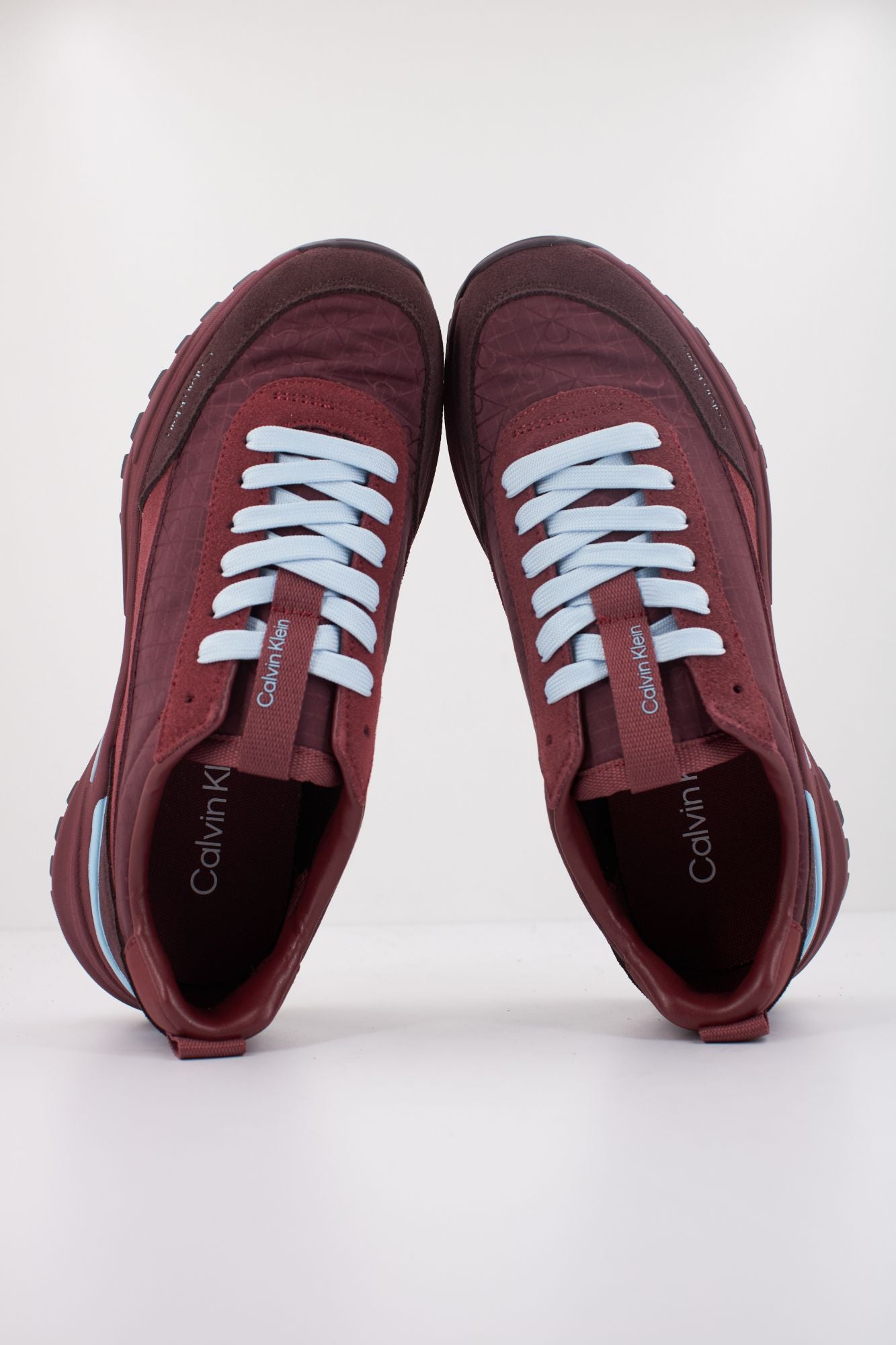 CALVIN KLEIN  HIKE RUNNER CASUAL NY-SU en color BURDEOS (3)