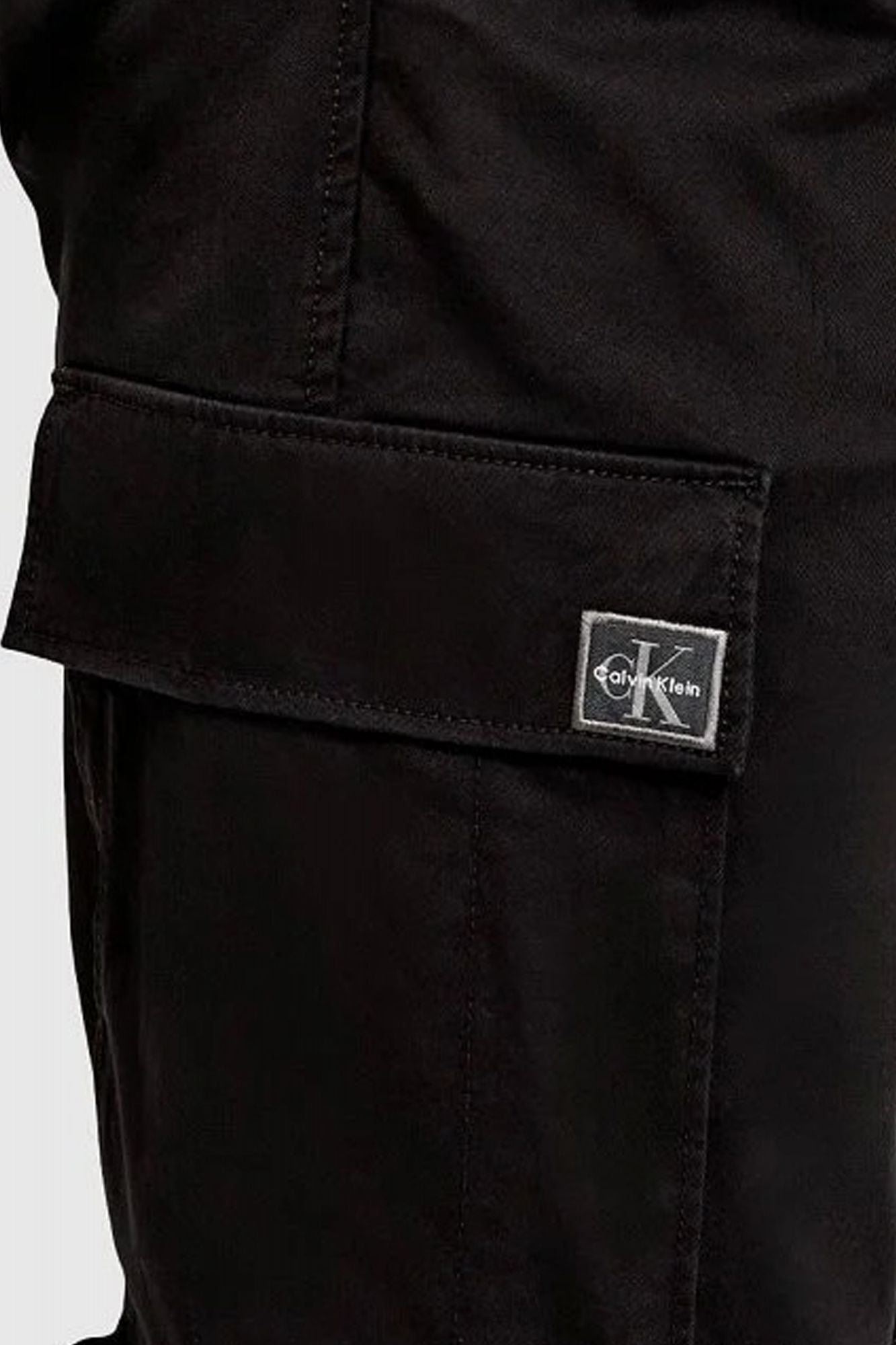 CALVIN KLEIN SKINNY ELASTIC TWILL CAR en color NEGRO (3)
