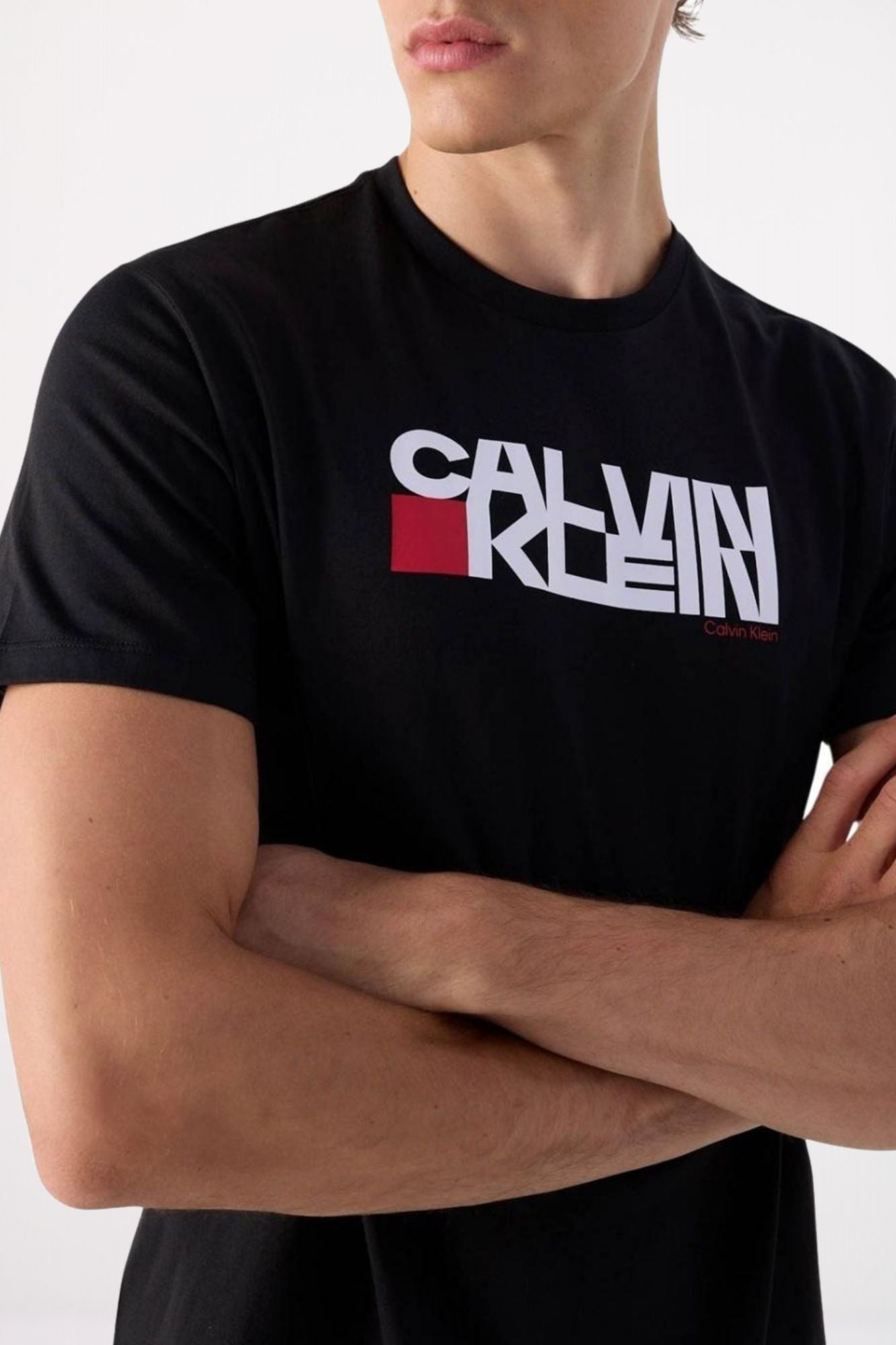 CALVIN KLEIN SS 30s EU CK REDBOX GRAP en color NEGRO (4)
