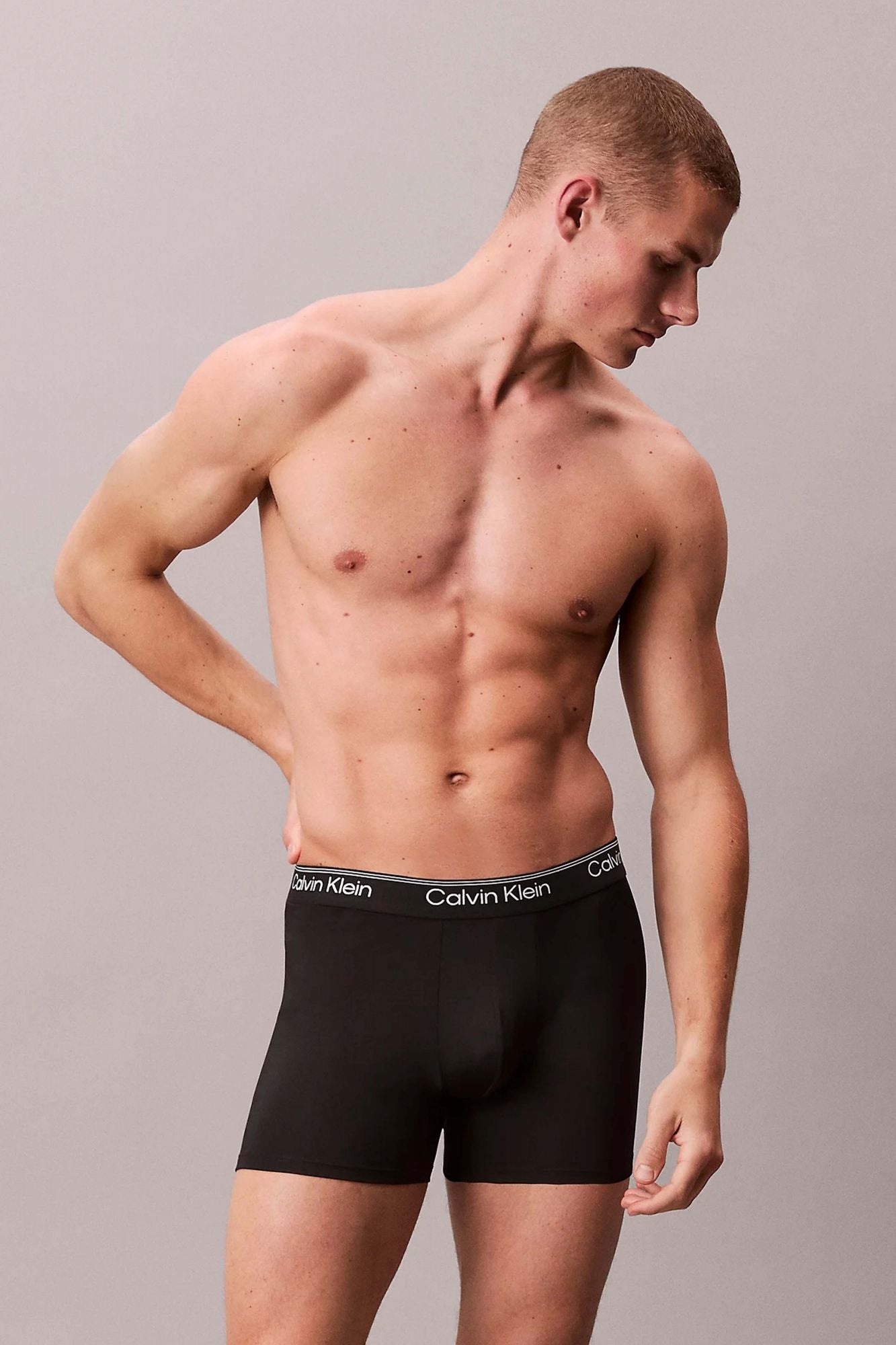 CALVIN KLEIN BOXER BRIEF 3PK en color NEGRO (3)