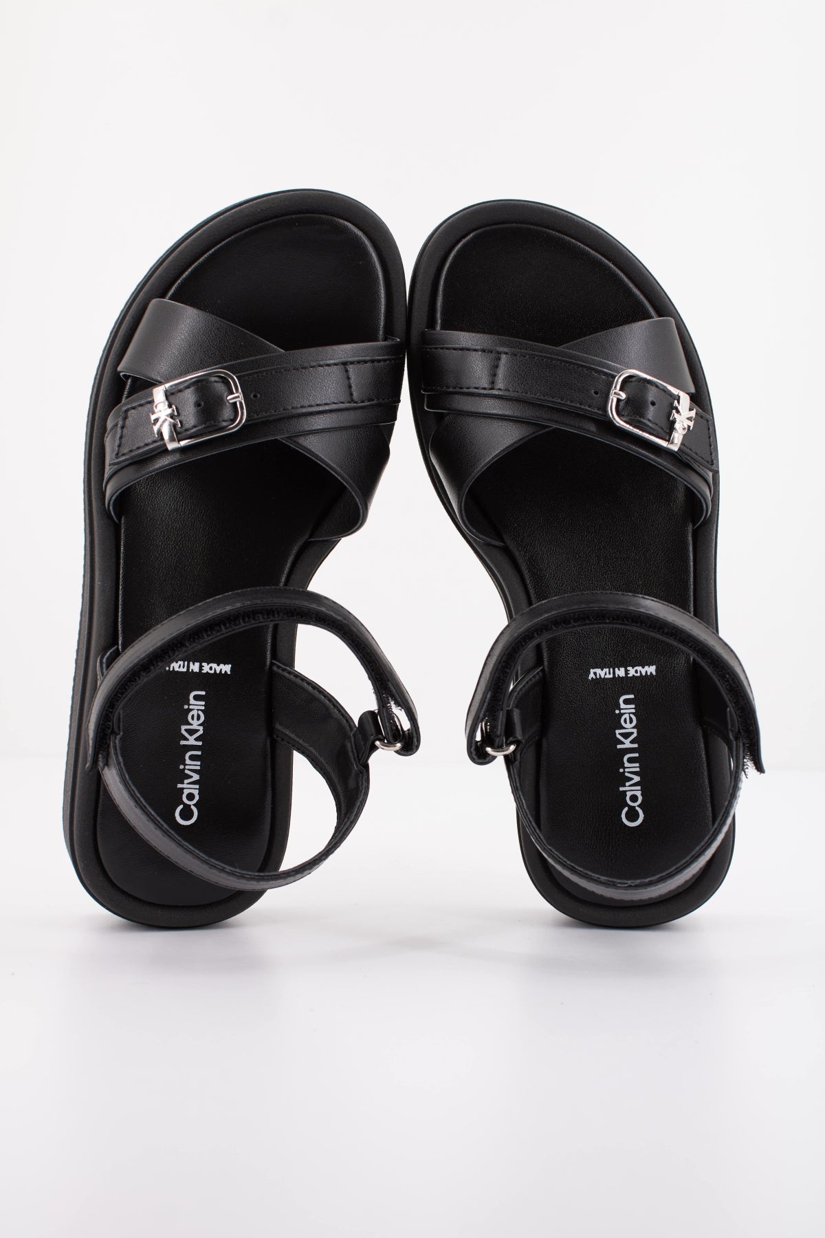 CALVIN KLEIN V4A283260 en color NEGRO (3)