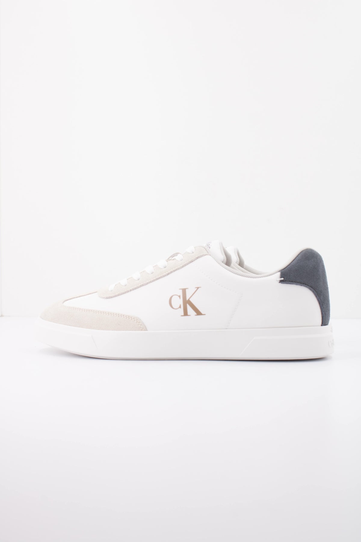 CALVIN KLEIN HM0HM02202 en color BLANCO (1)