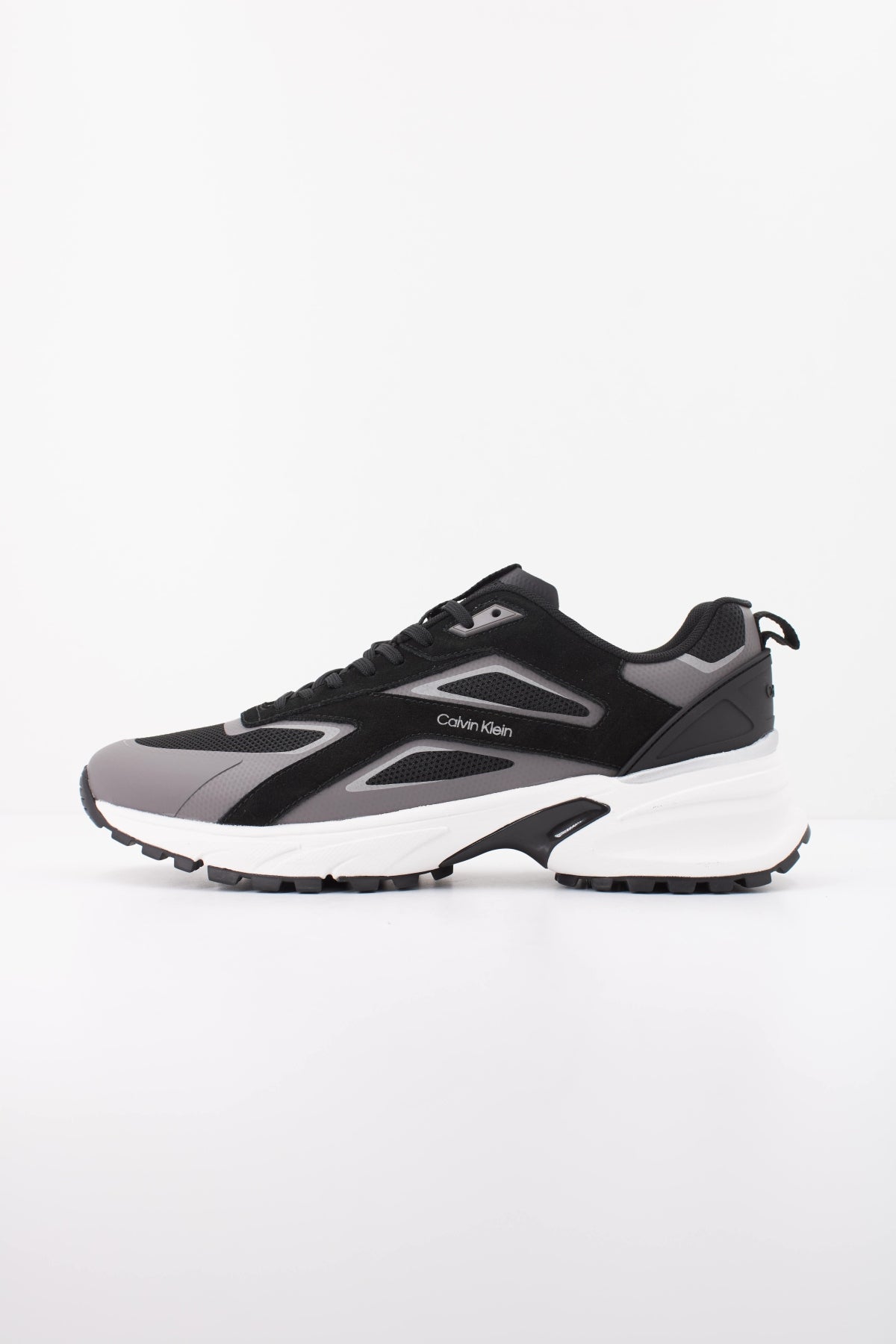 CALVIN KLEIN HIKE RUNNER CK STRIPE MI en color NEGRO (1)