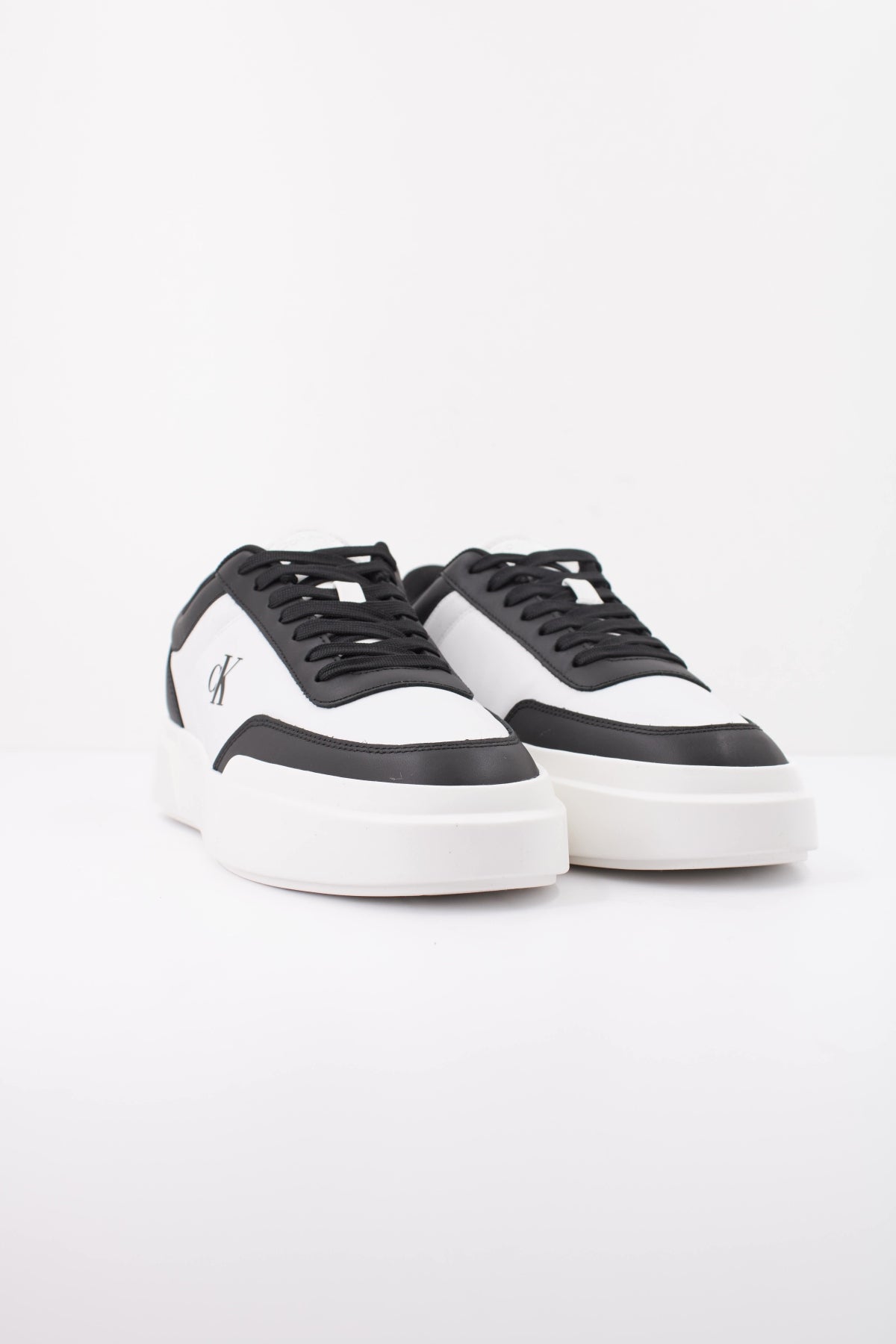CALVIN KLEIN HM0HM02326  en color BLANCO (2)