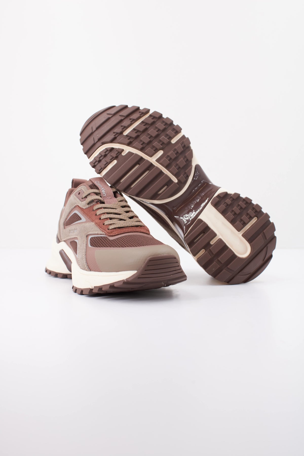 CALVIN KLEIN HW0HW03107 en color MARRON (5)