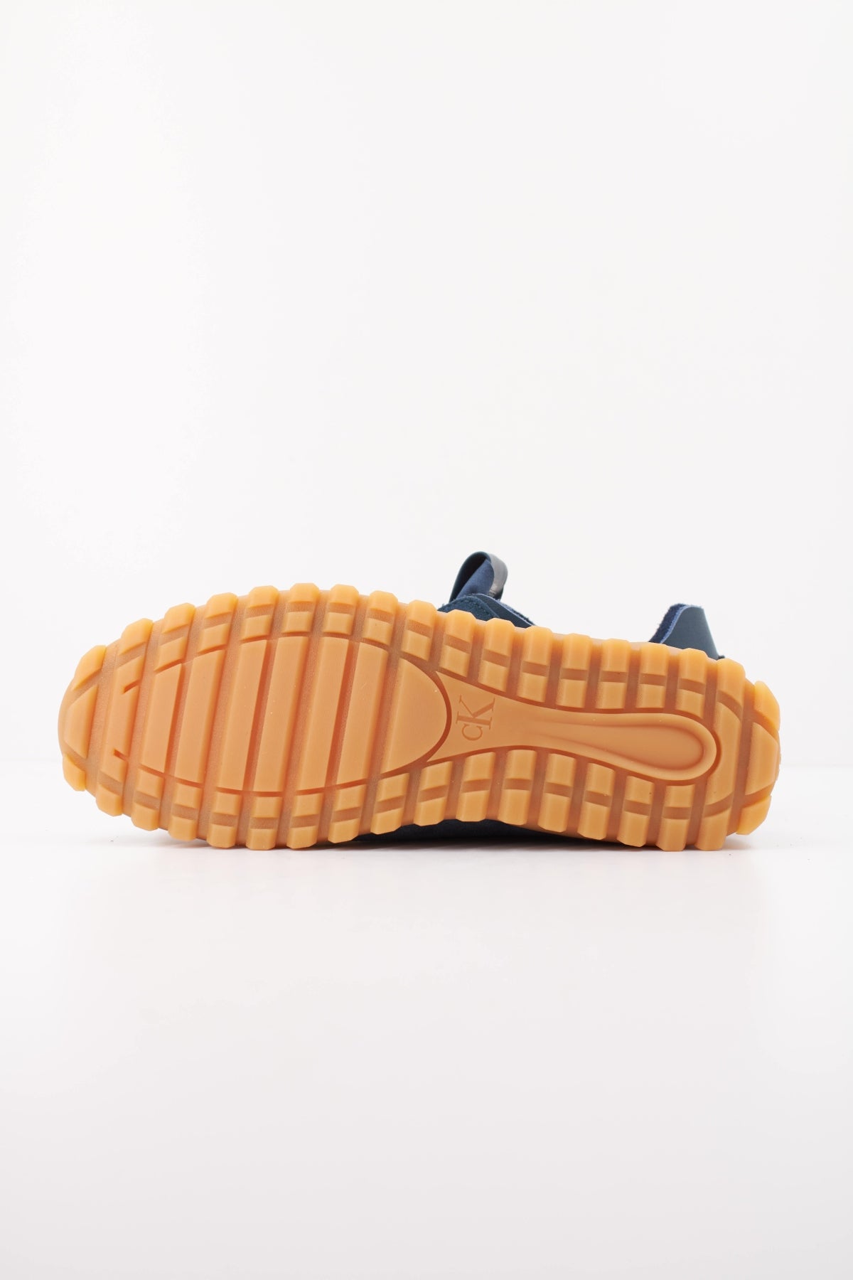 CALVIN KLEIN LOW PROFILE RUN MG en color AZUL (5)