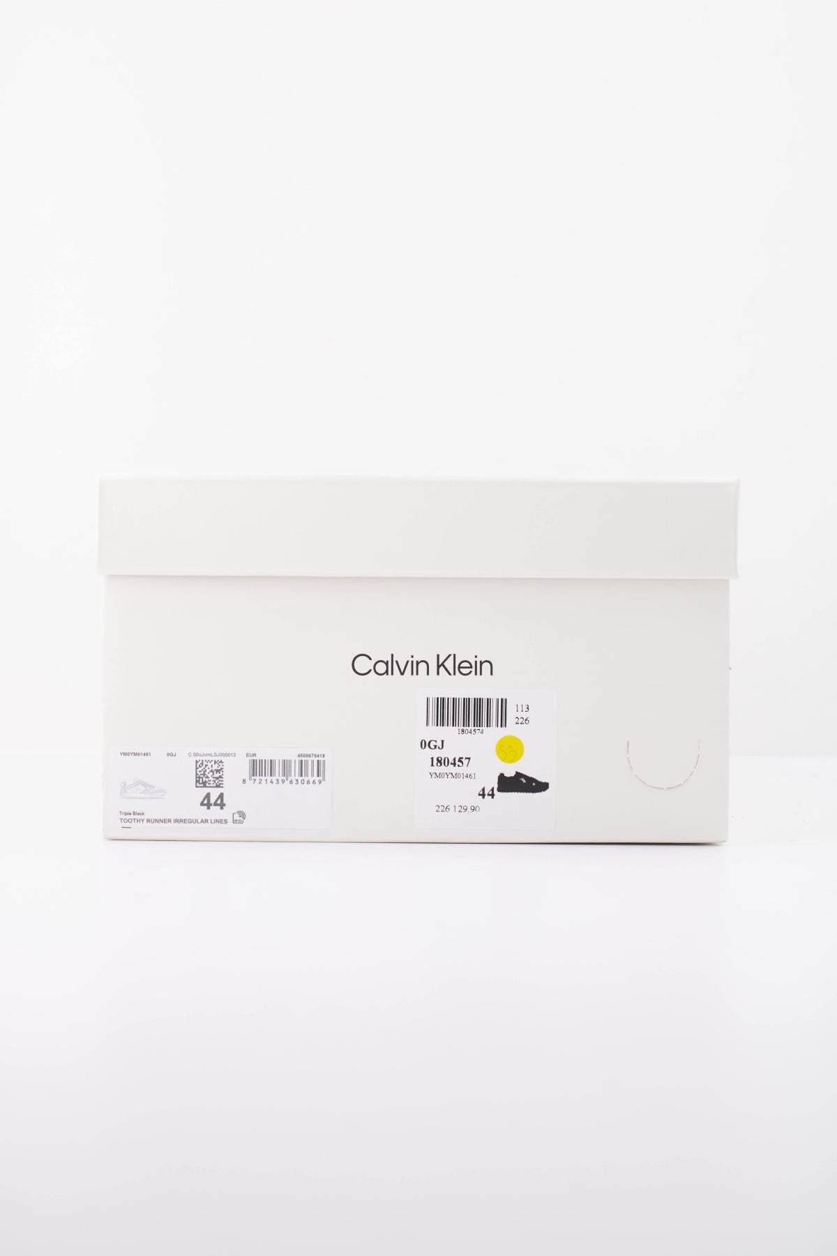 CALVIN KLEIN YM0YM01461 TOOTHY RUNNER IRREGULAR en color NEGRO (6)