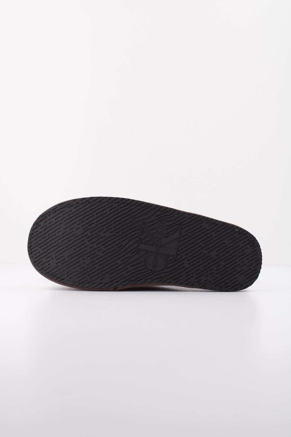 CALVIN KLEIN HW0HW03214 HOTEL SLIPPER SATIN en color MARRON (5)