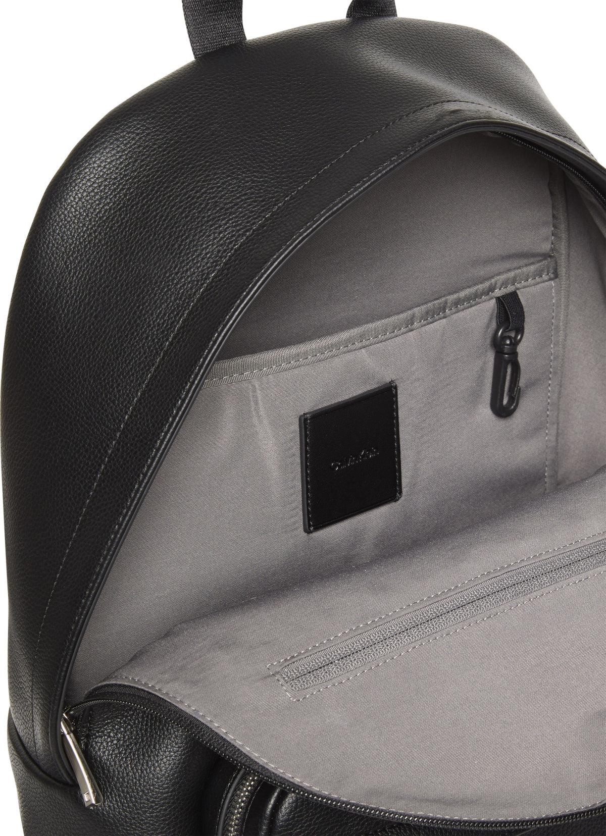 CALVIN KLEIN LV04D3155G RAISED ROUND BACKPACK en color NEGRO (3)