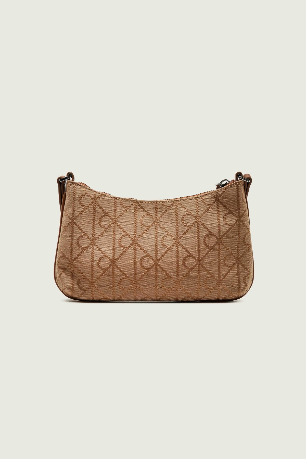 CALVIN KLEIN LV04F1164G EMBLEM AOP JACQUARD MINI en color MARRON CLARO (2)