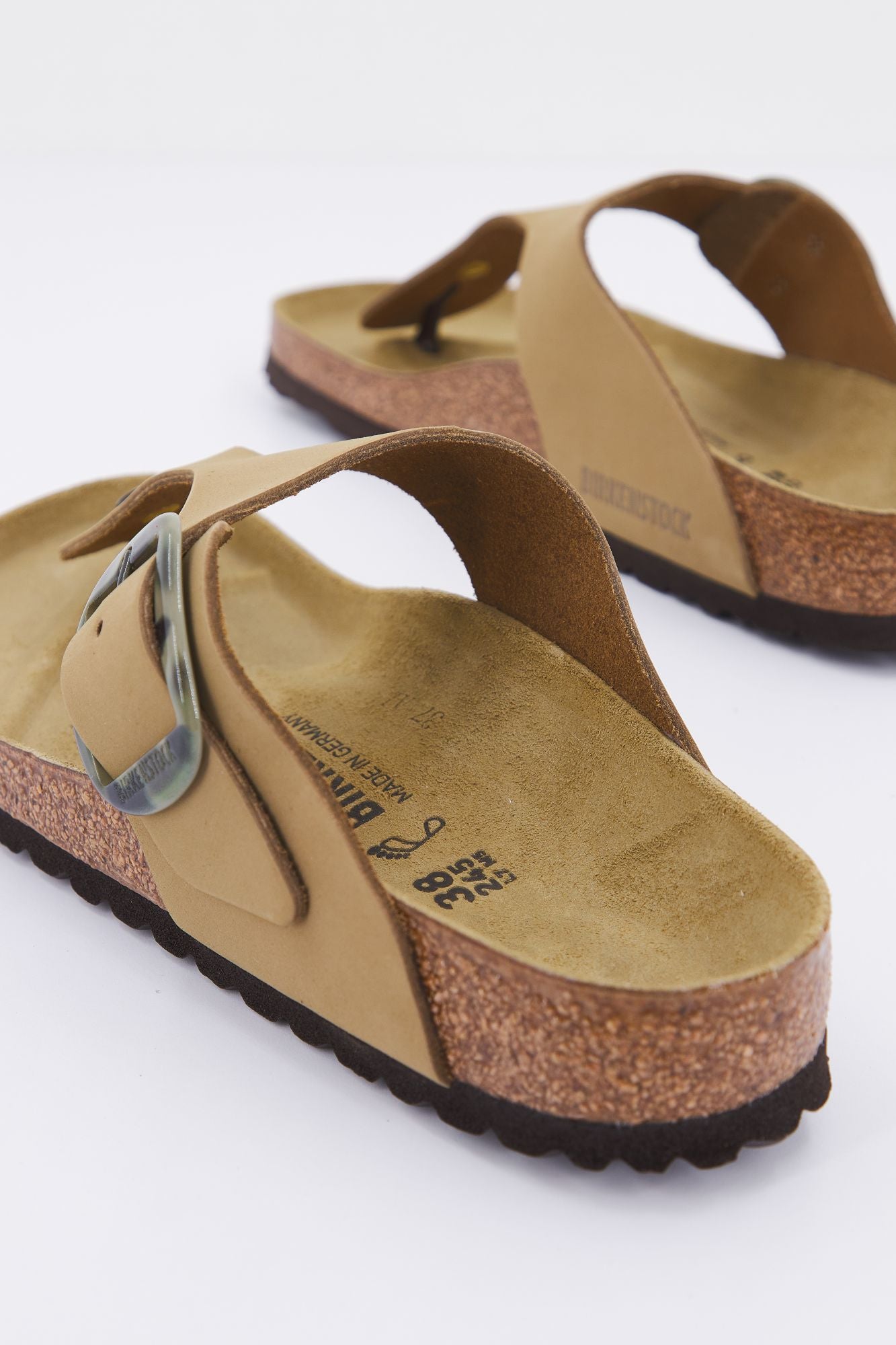 BIRKENSTOCK GIZEH BIG BUCKLE NU MUD en color VERDE (3)