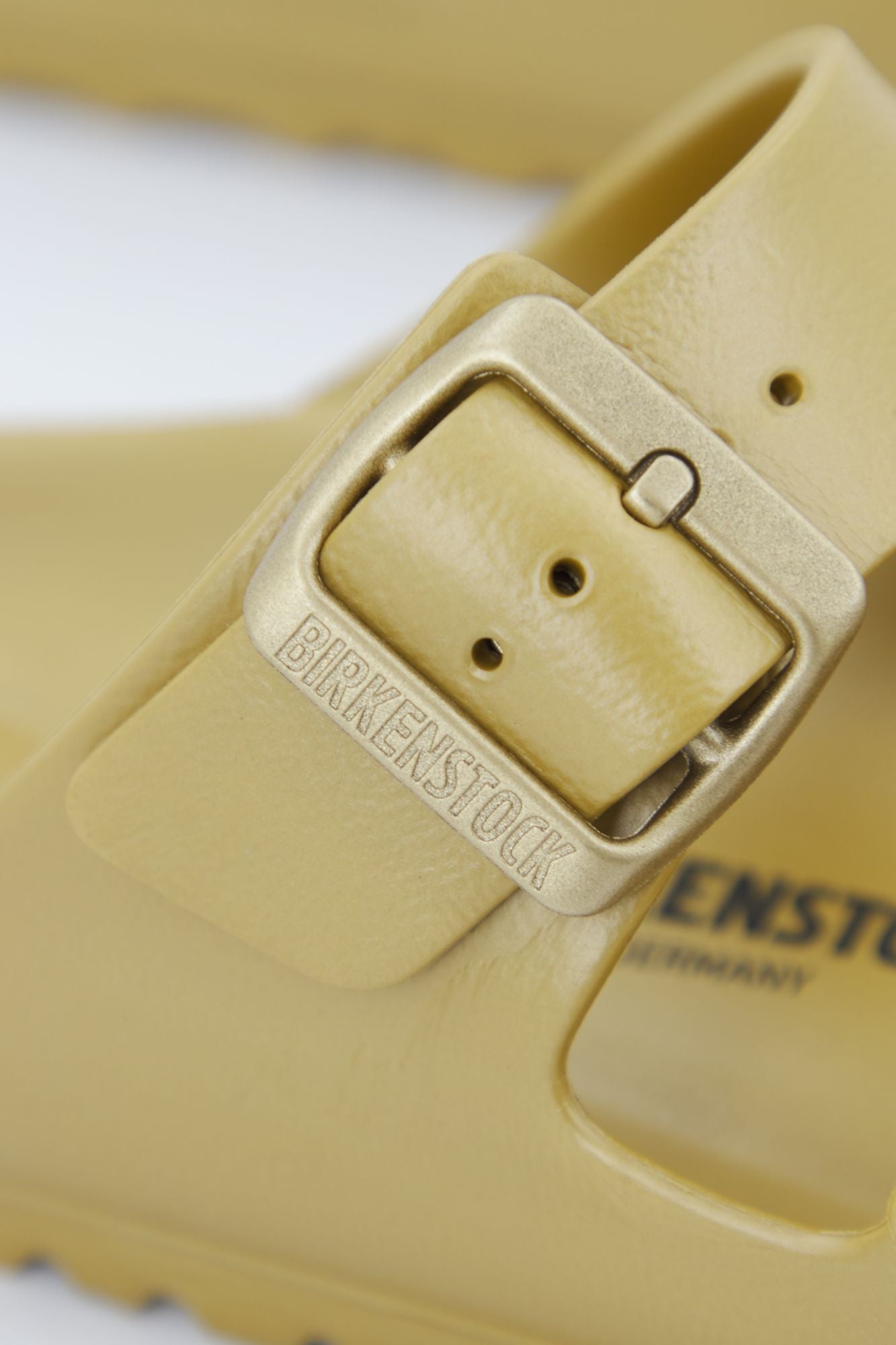 BIRKENSTOCK ARIZONA EVA en color ORO (4)