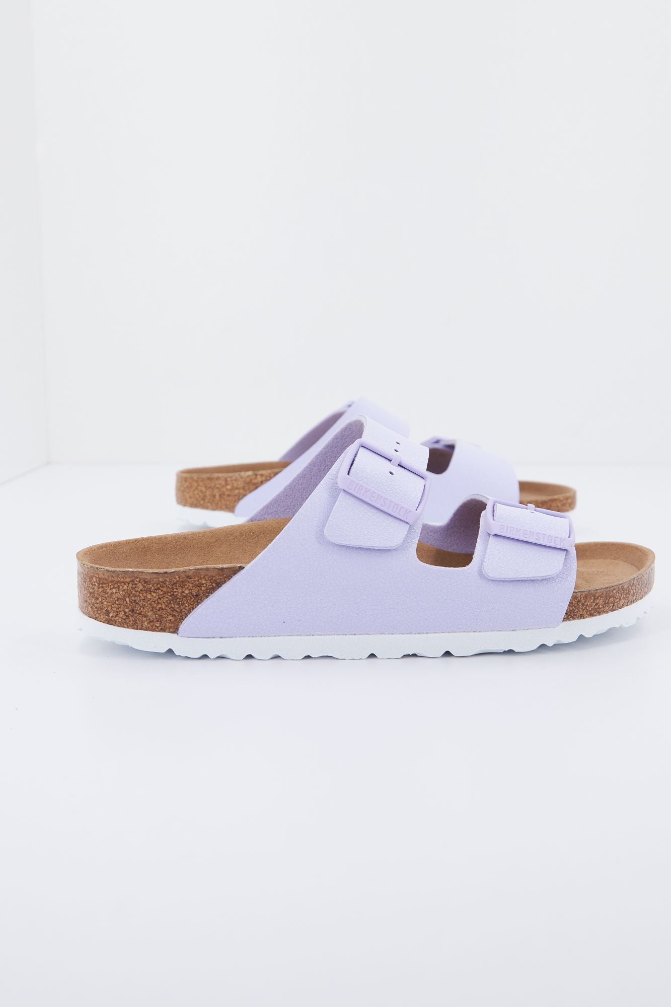 BIRKENSTOCK ARIZONA BFBC en color VIOLETA (2)