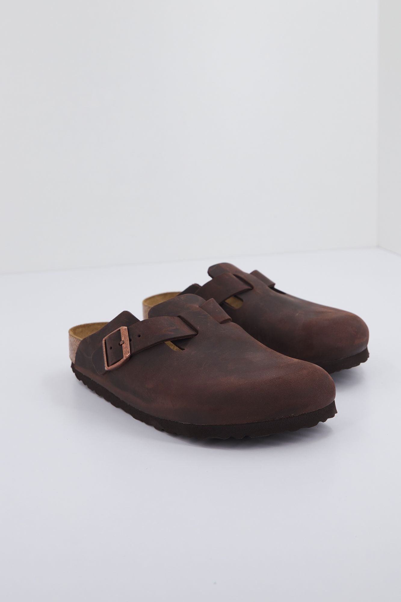 BIRKENSTOCK BOSTON NU en color MARRON (1)