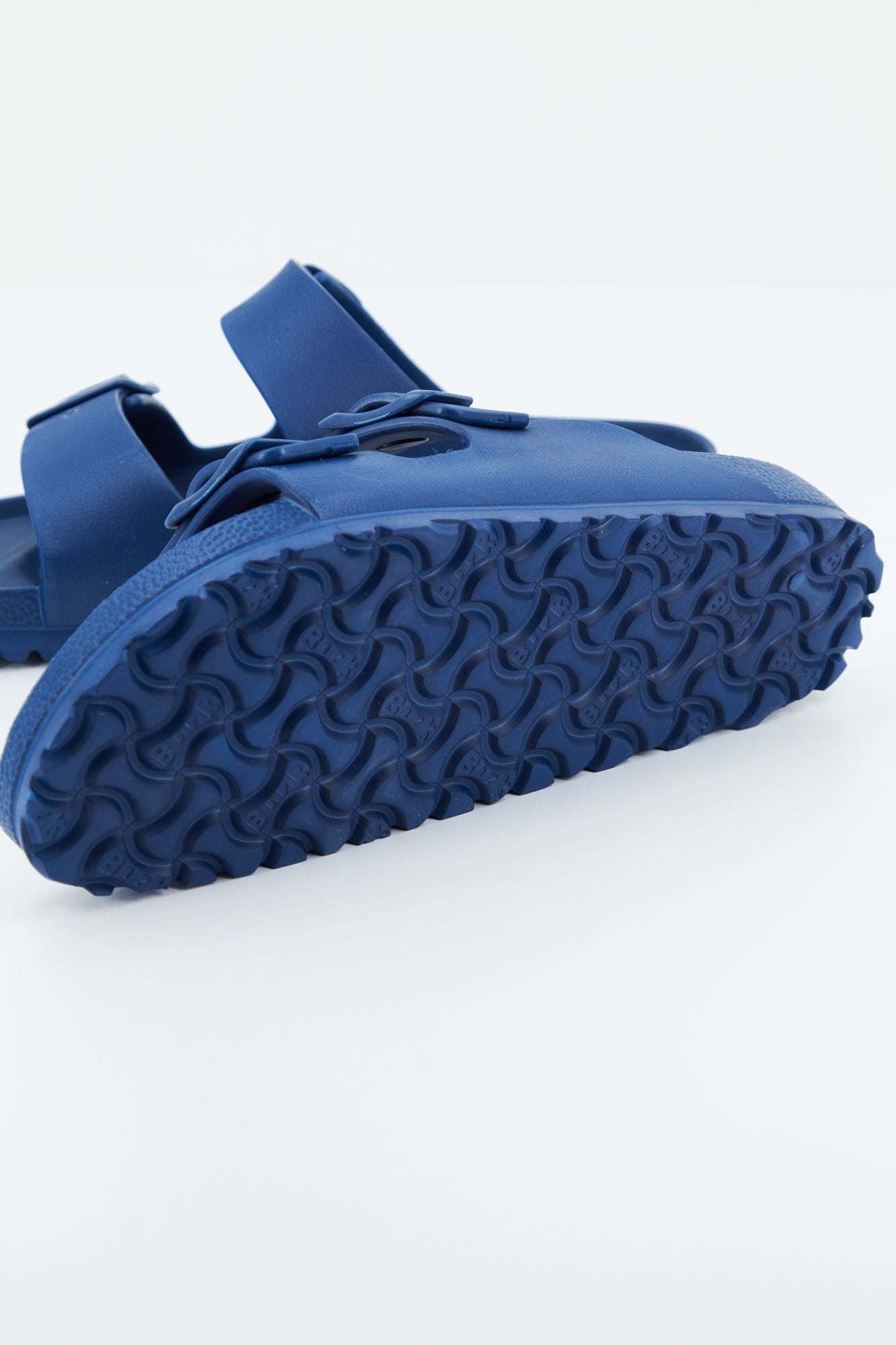 BIRKENSTOCK  ARIZONA EVA en color AZUL (4)