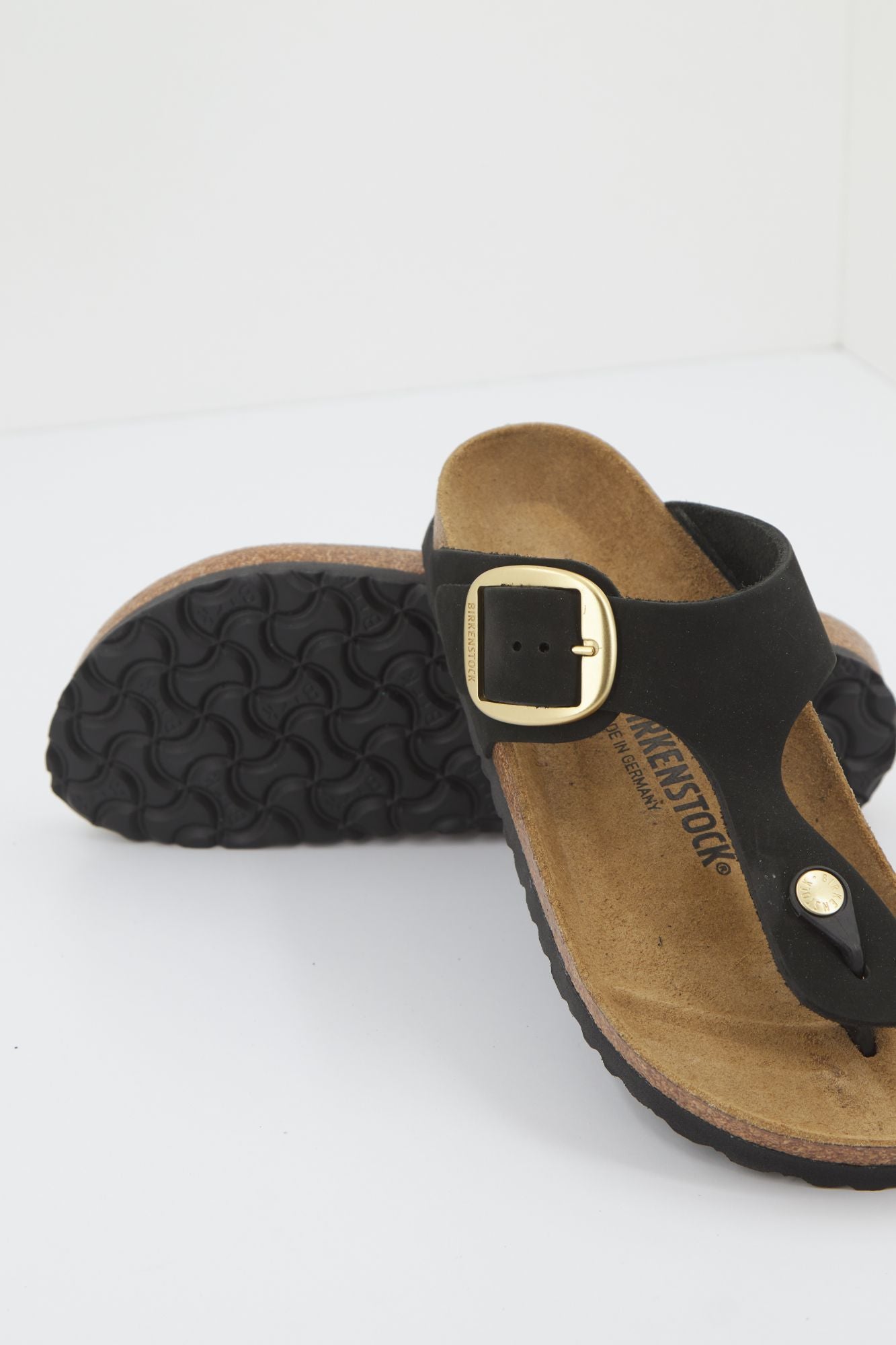 BIRKENSTOCK  GIZEH BIG BUCKLE en color NEGRO (3)