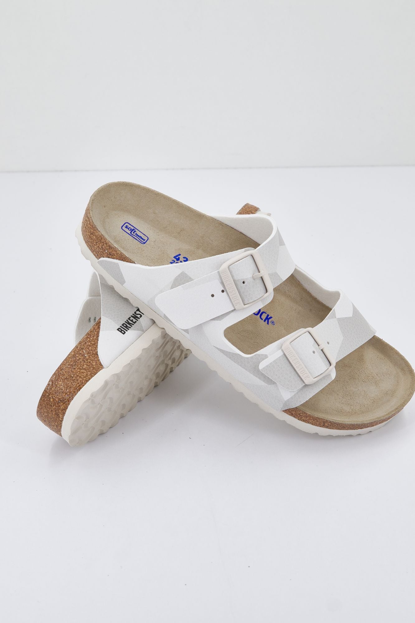 BIRKENSTOCK  ARIZONA SFB en color BLANCO (4)