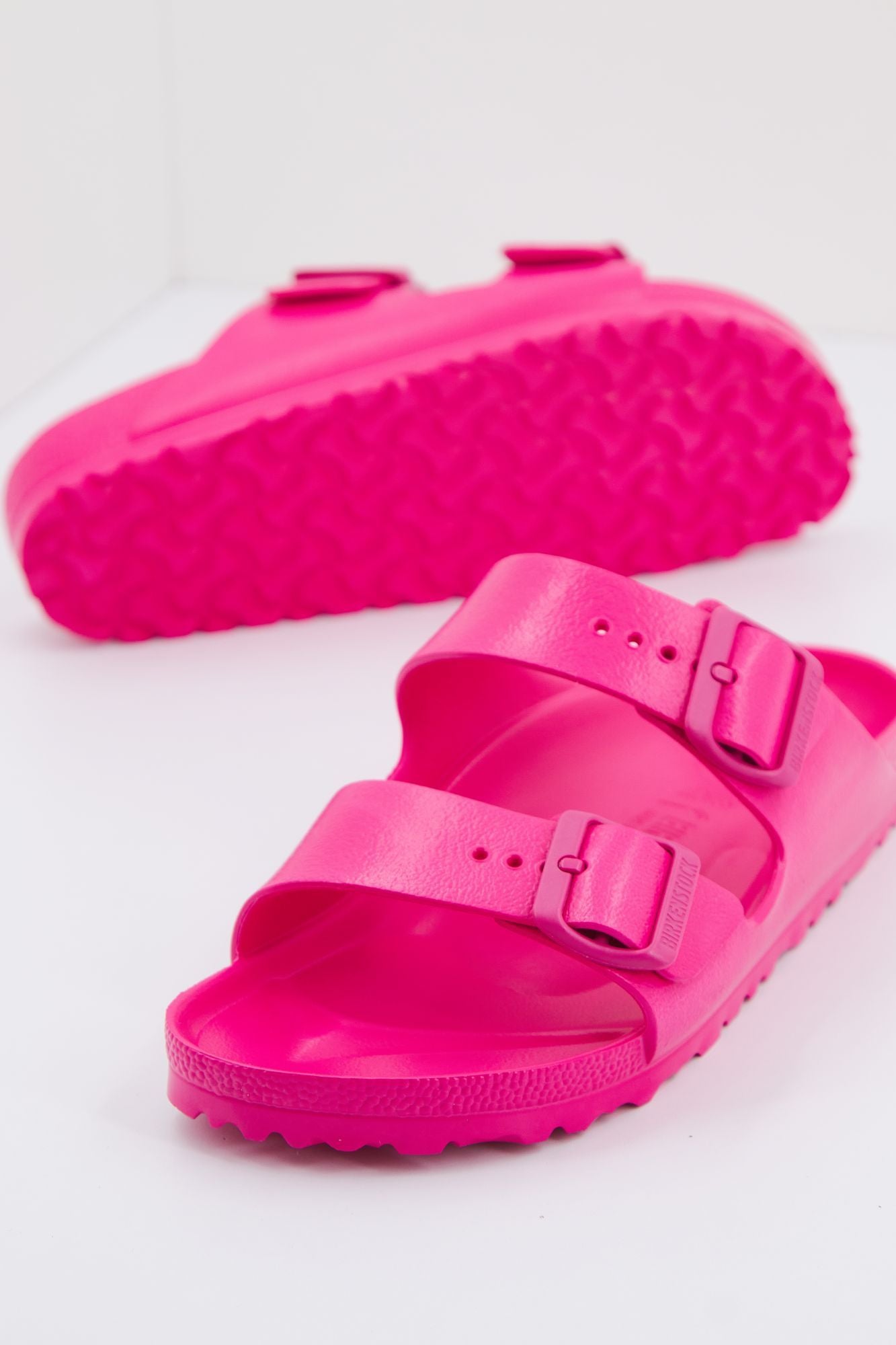 BIRKENSTOCK ARIZONA EVA en color ROSA (1)