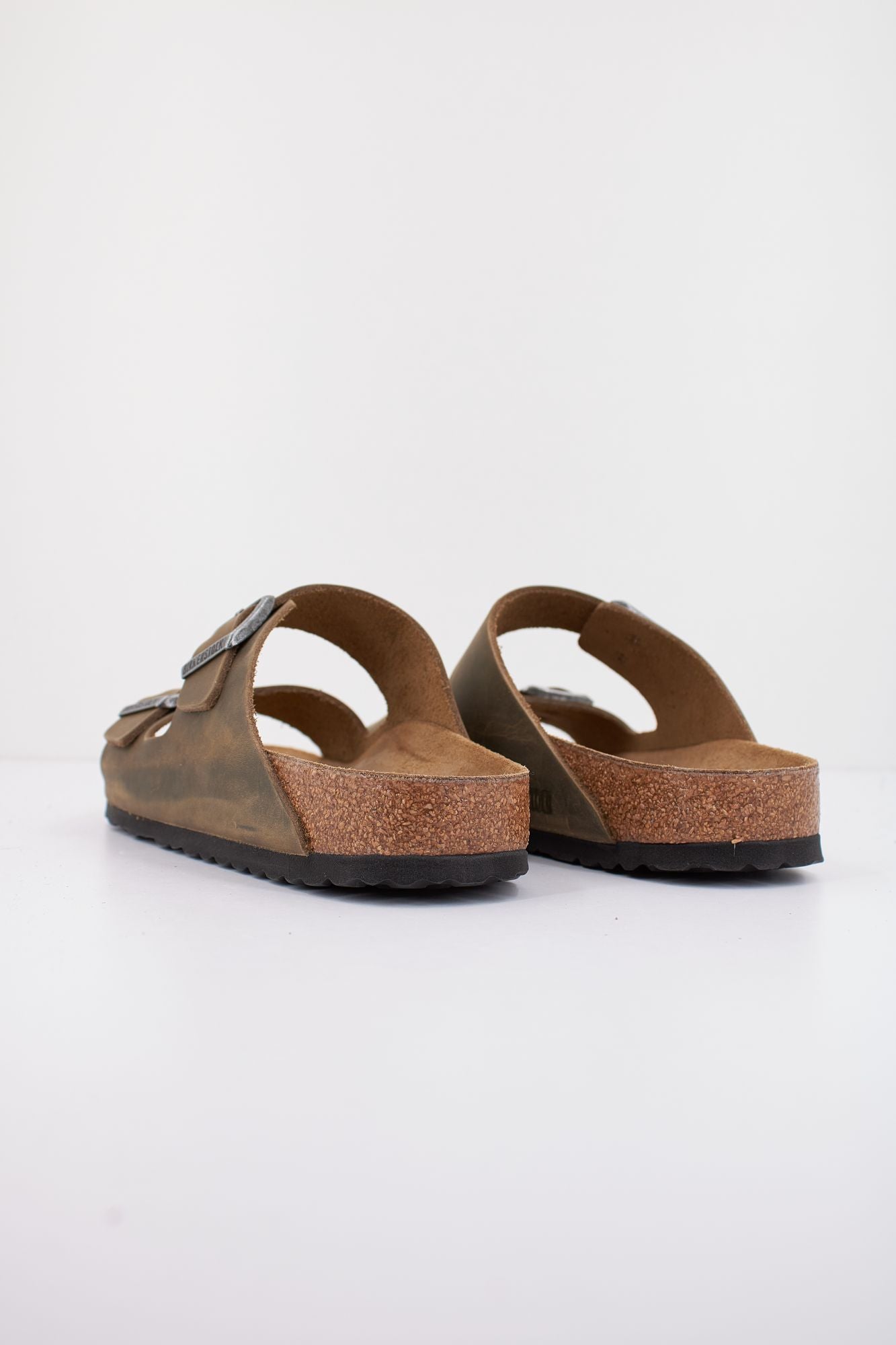 BIRKENSTOCK ARIZONA OILED LEATHER en color VERDE (3)