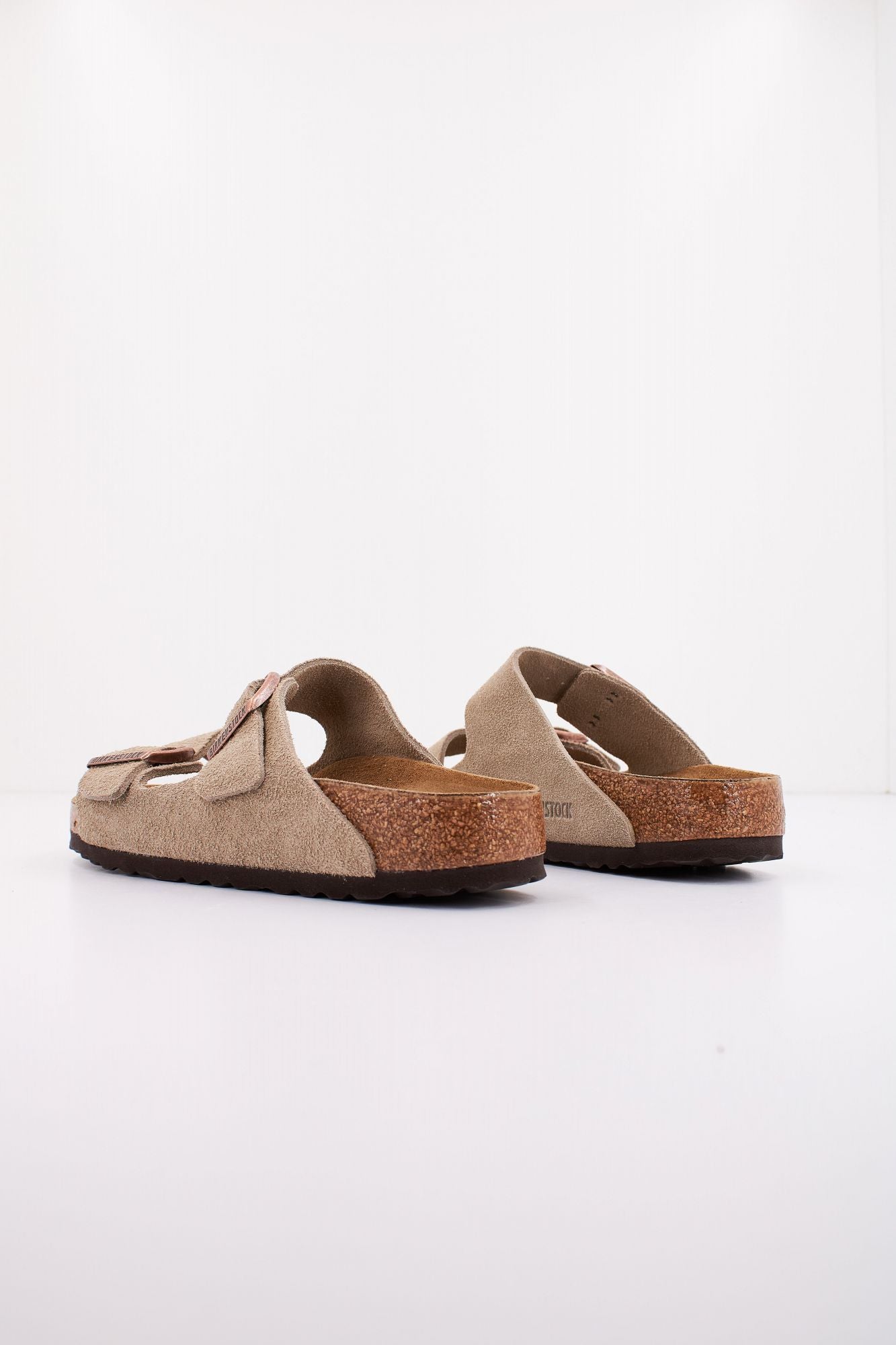 BIRKENSTOCK ARIZONA SUEDE LEATHER en color BEIS (3)