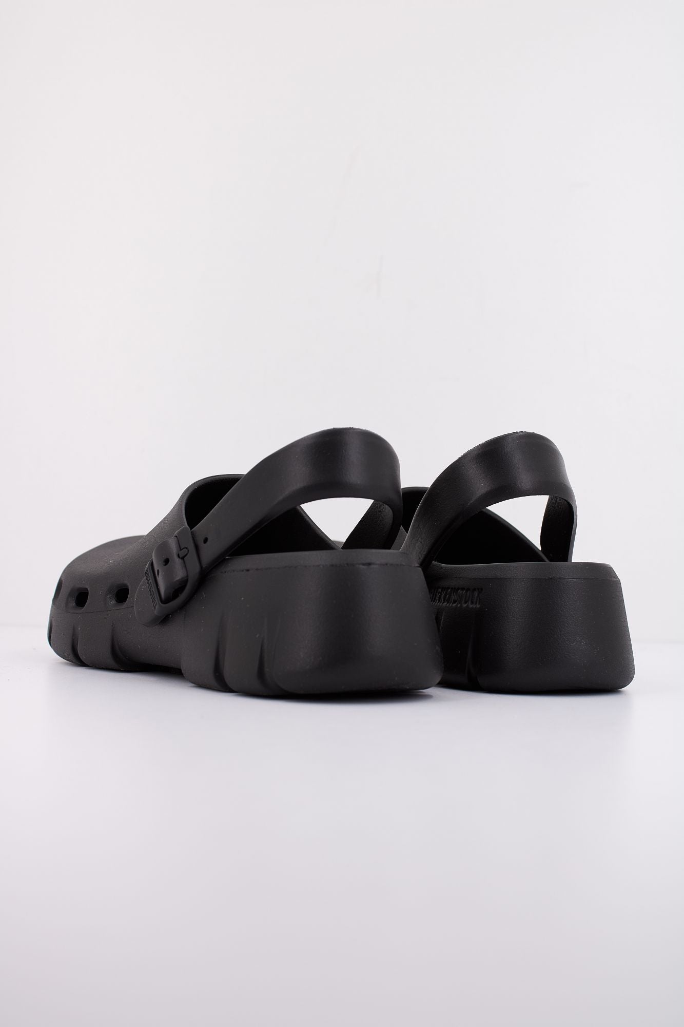 BIRKENSTOCK  FLOW en color NEGRO (4)