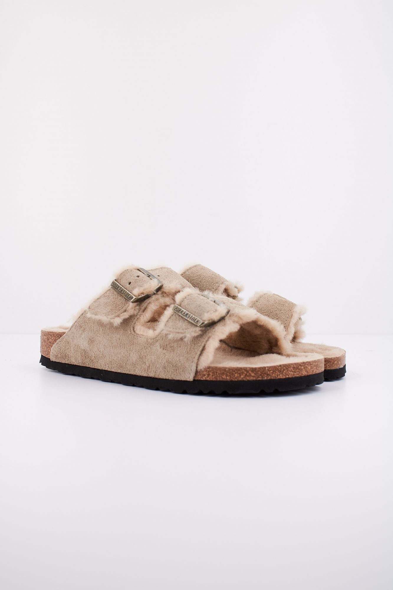 BIRKENSTOCK ARIZONA en color BEIS (2)