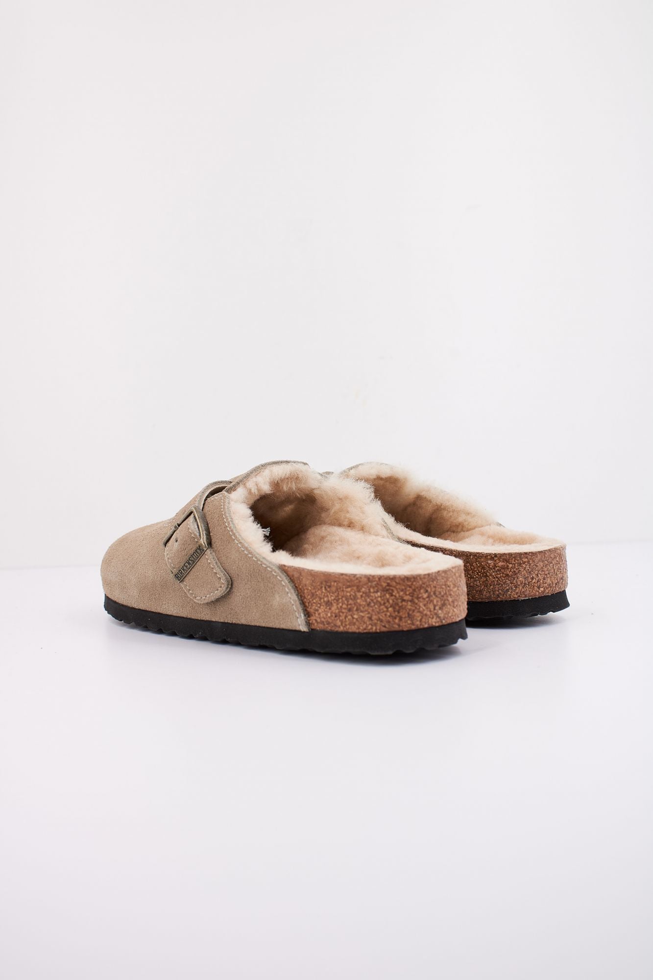 BIRKENSTOCK BOSTON en color MARRON CLARO (4)