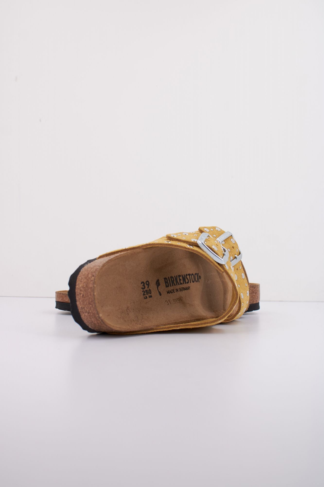 BIRKENSTOCK ARIZONA RIVET BORDER en color AMARILLO (5)