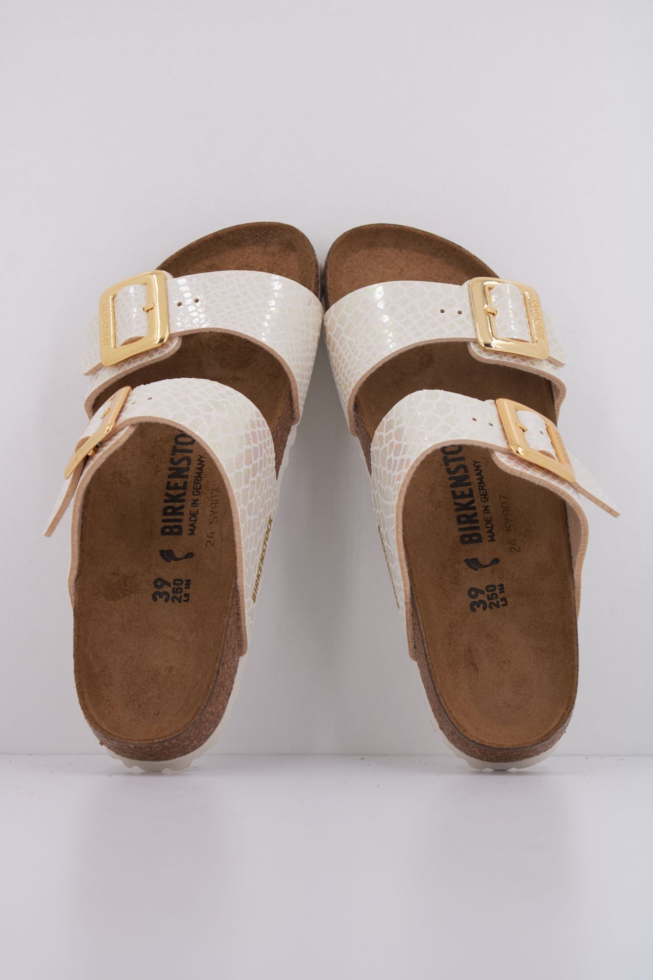 BIRKENSTOCK SYDNEY CUSHION BUCKLE en color BEIS (3)