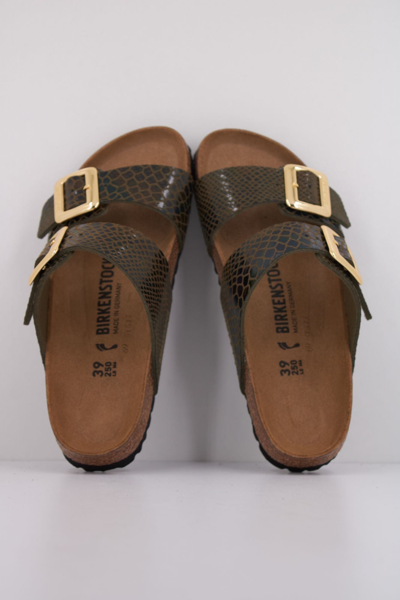 BIRKENSTOCK SYDNEY CUSHION BUCKLE en color VERDE (3)