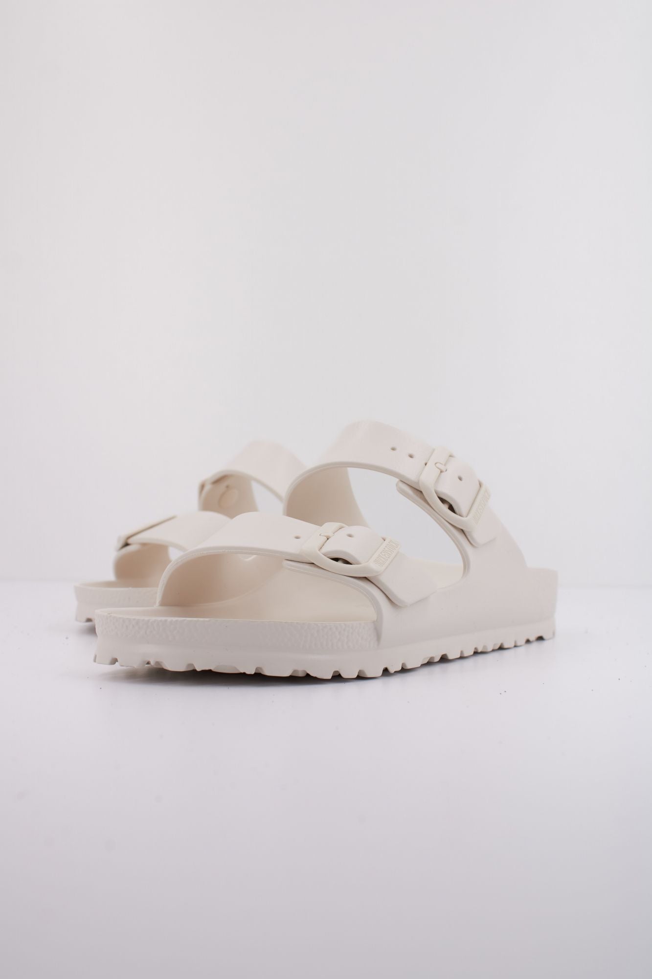 BIRKENSTOCK ARIZONA EVA en color BLANCO (2)