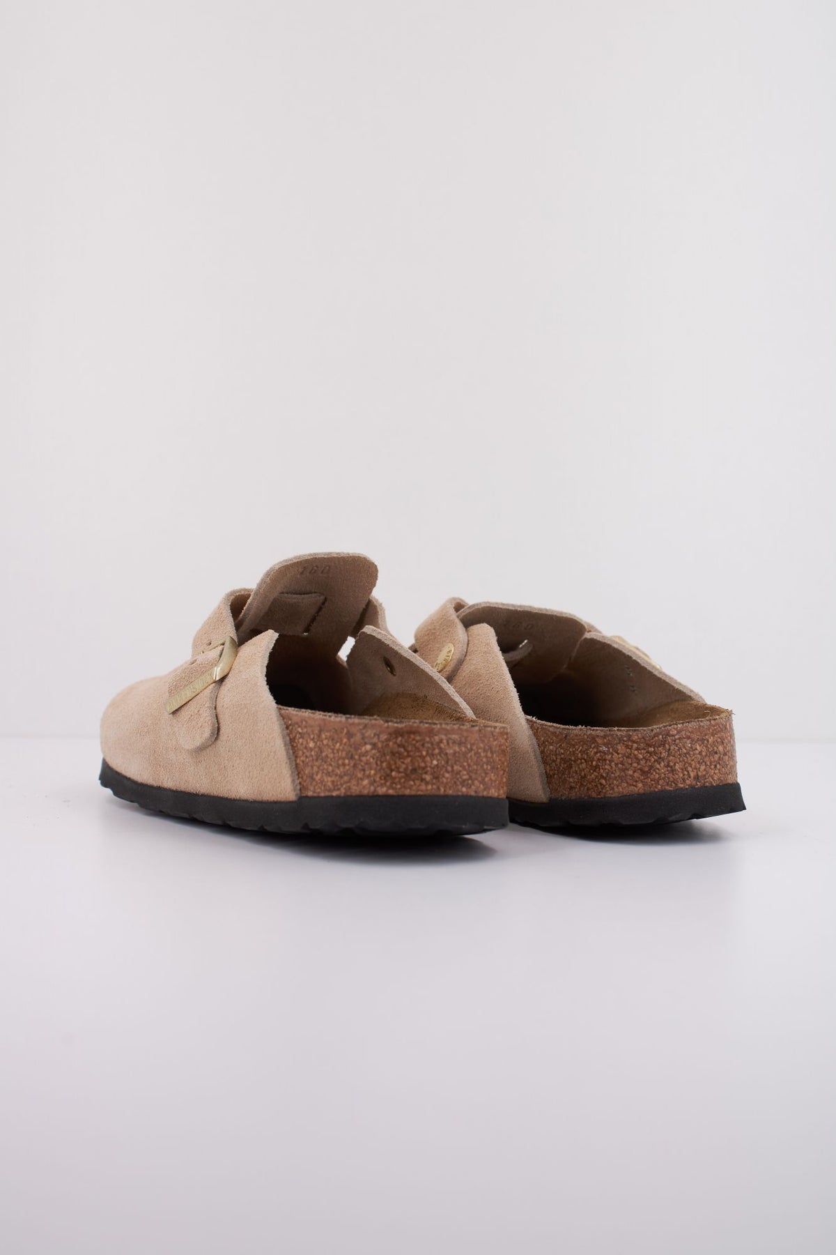 BIRKENSTOCK BOSTON 1030883 en color BEIS (4)