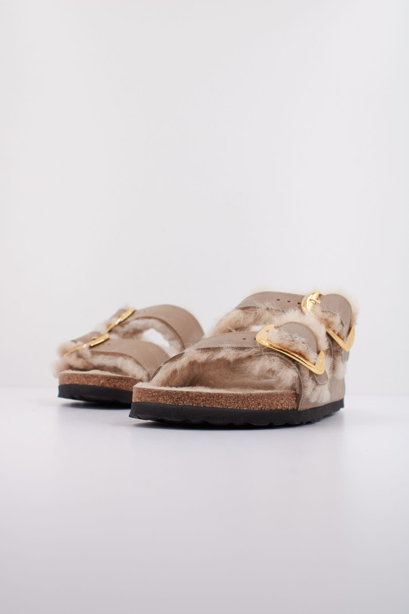 BIRKENSTOCK  ARIZONA  en color BEIS (2)