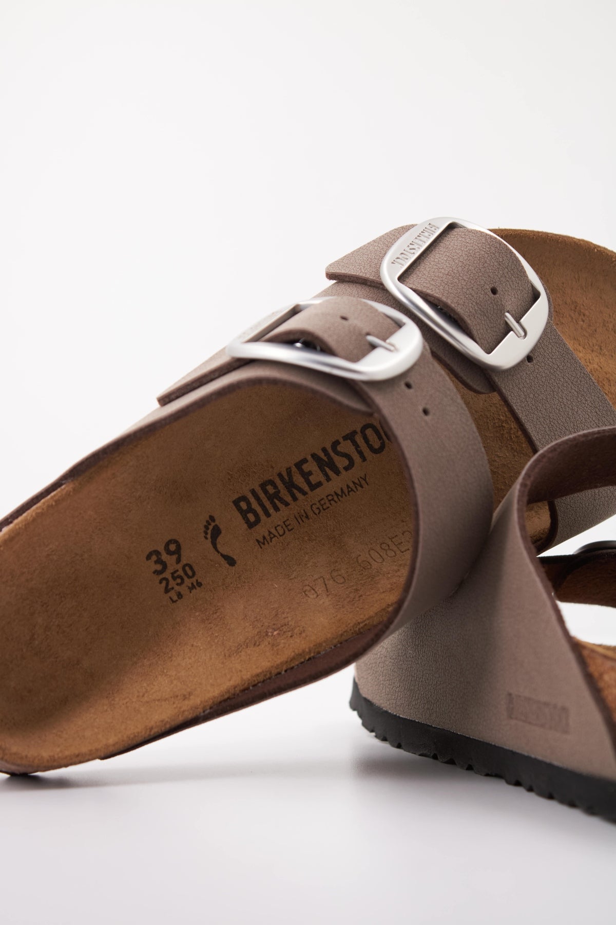 BIRKENSTOCK 1032081BI  en color MARRON (5)