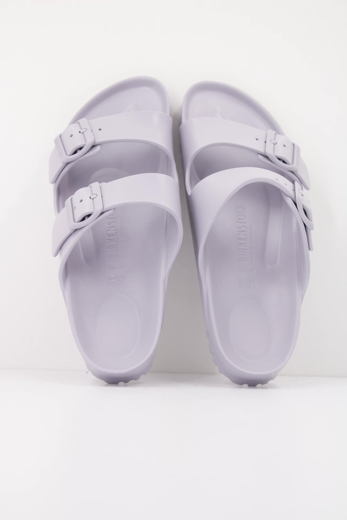 BIRKENSTOCK 1032880BI en color VIOLETA (3)